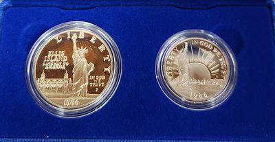 1986-S Statue of Liberty Coins 26 Grams. This US Mint commemorative two-coin proof set was 
