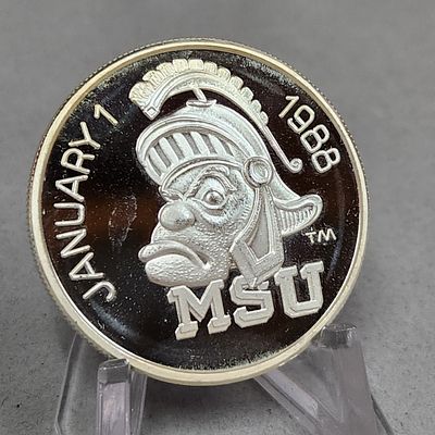 1988 MSU Rose Bowl Silver Coin 1 Troy Oz. A 1 troy ounce .999 fine silver commemorative round 