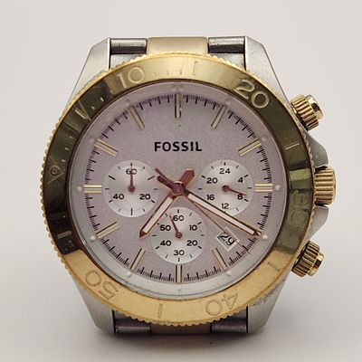 Fossil Retro Traveler Chronograph Watch #CH2850. A Fossil Retro Traveler Chronograph wristwatch 