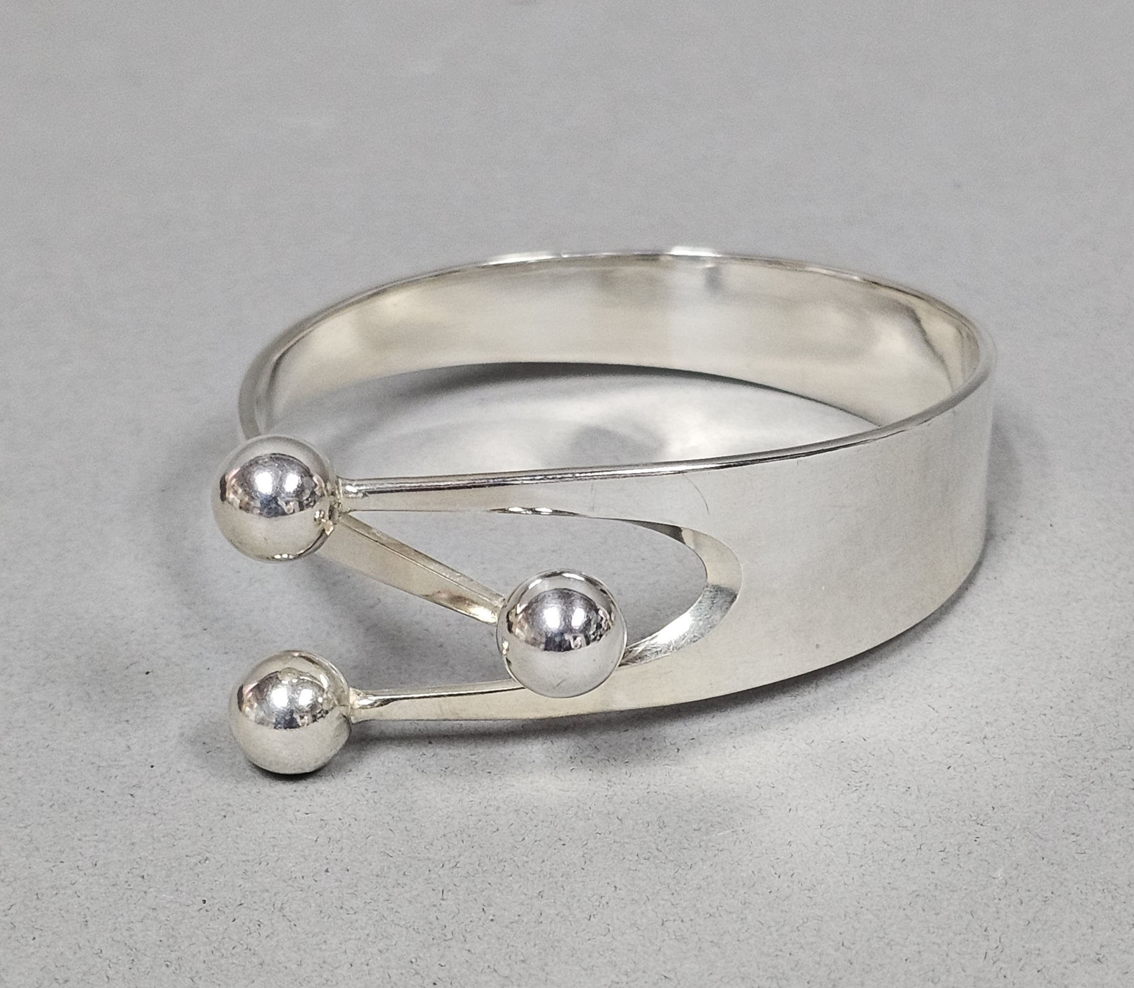 Anna Greta Eker Sterling Sphere Bracelet 49.4 Grams