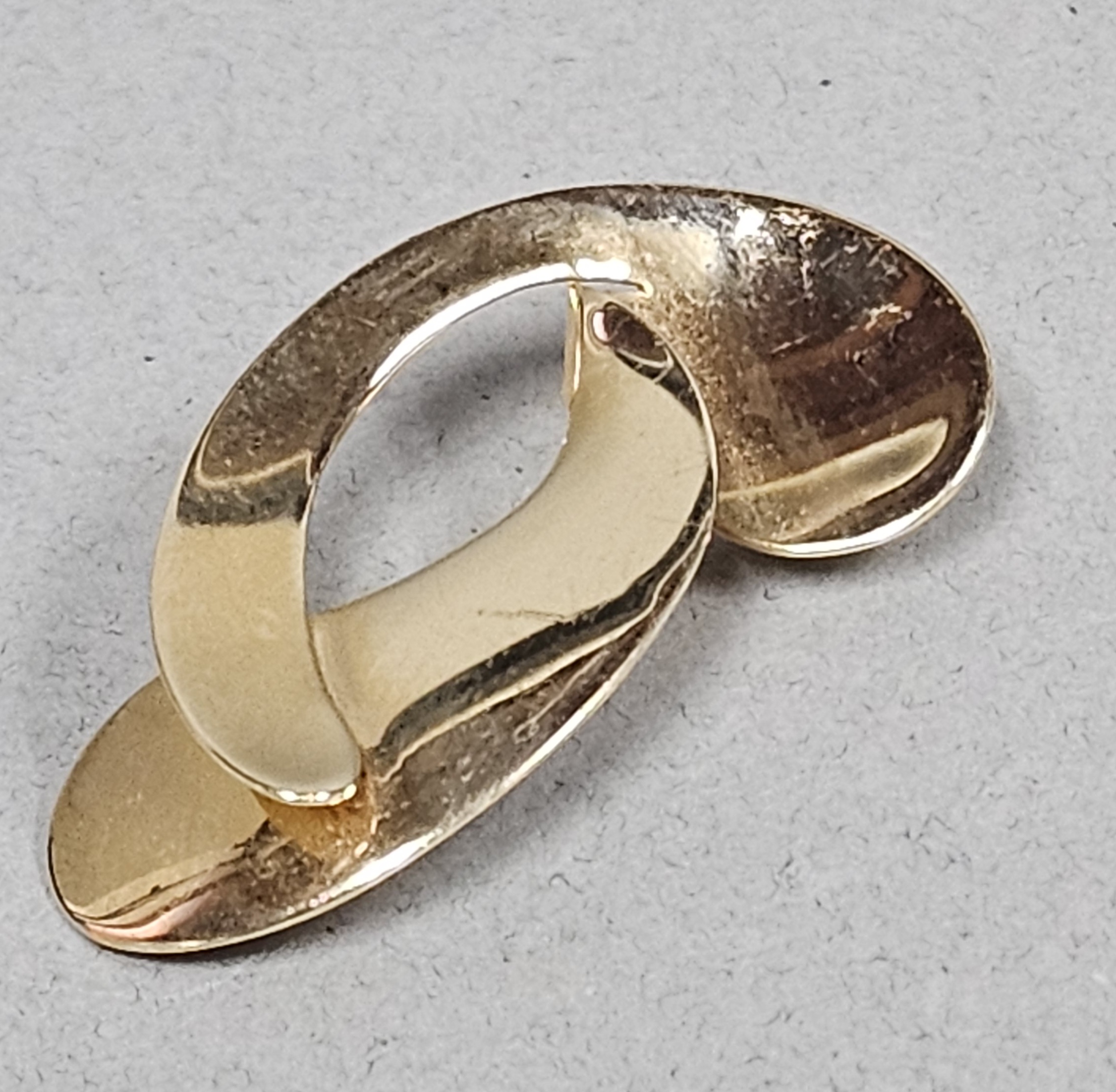 14K Gold Abstract Ribbon Brooch 3.4 Grams