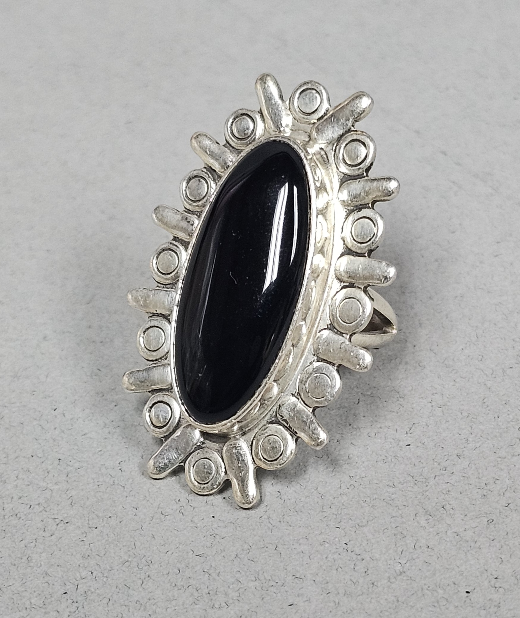 Mexican Sterling Black Onyx Sunburst Ring 12.6 Grams