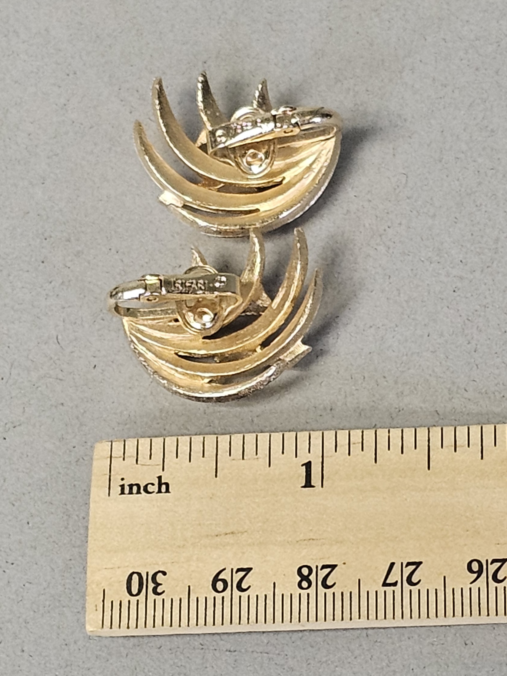 Crown Trifari Gold-Tone Fireworks Jewelry Set