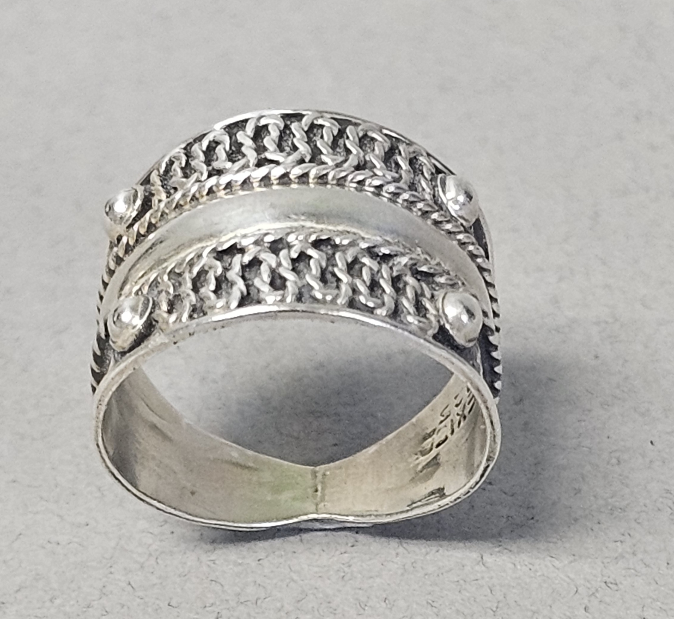 Mexican Sterling Textured Band Ring 2.4 Grams