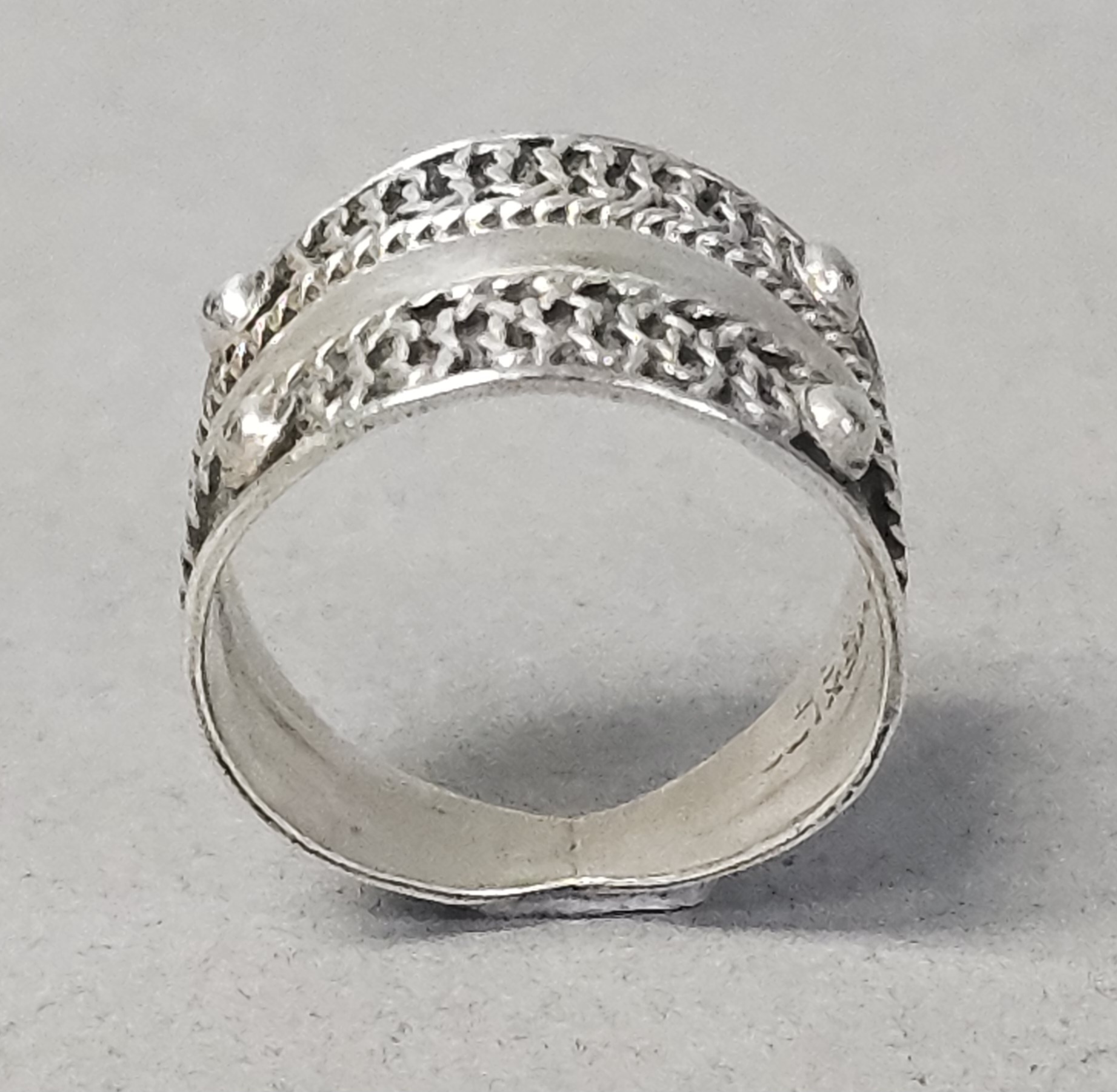 Mexican Sterling Textured Band Ring 2.4 Grams
