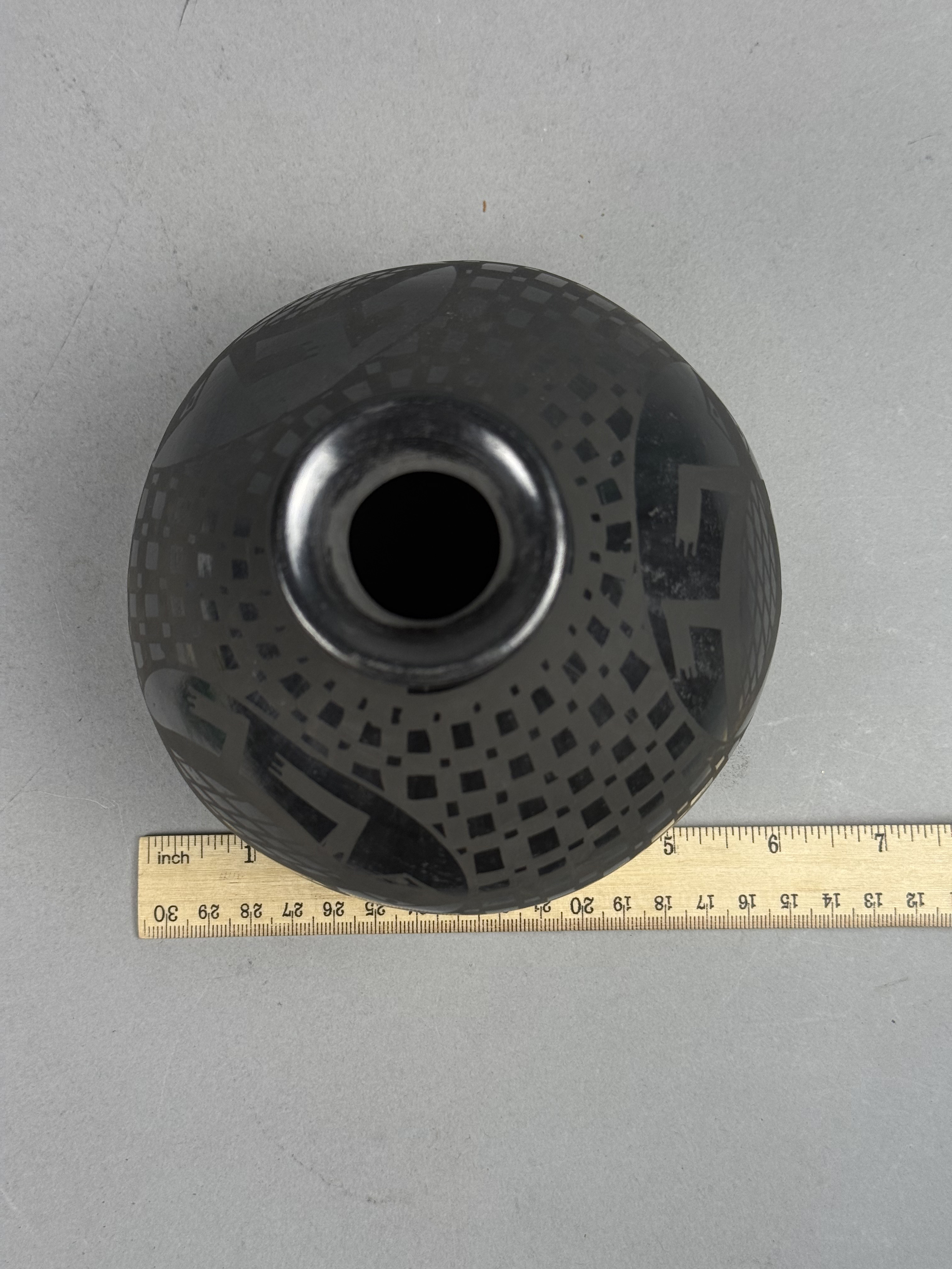 Black-on-Black Mata Ortiz Pottery Vase