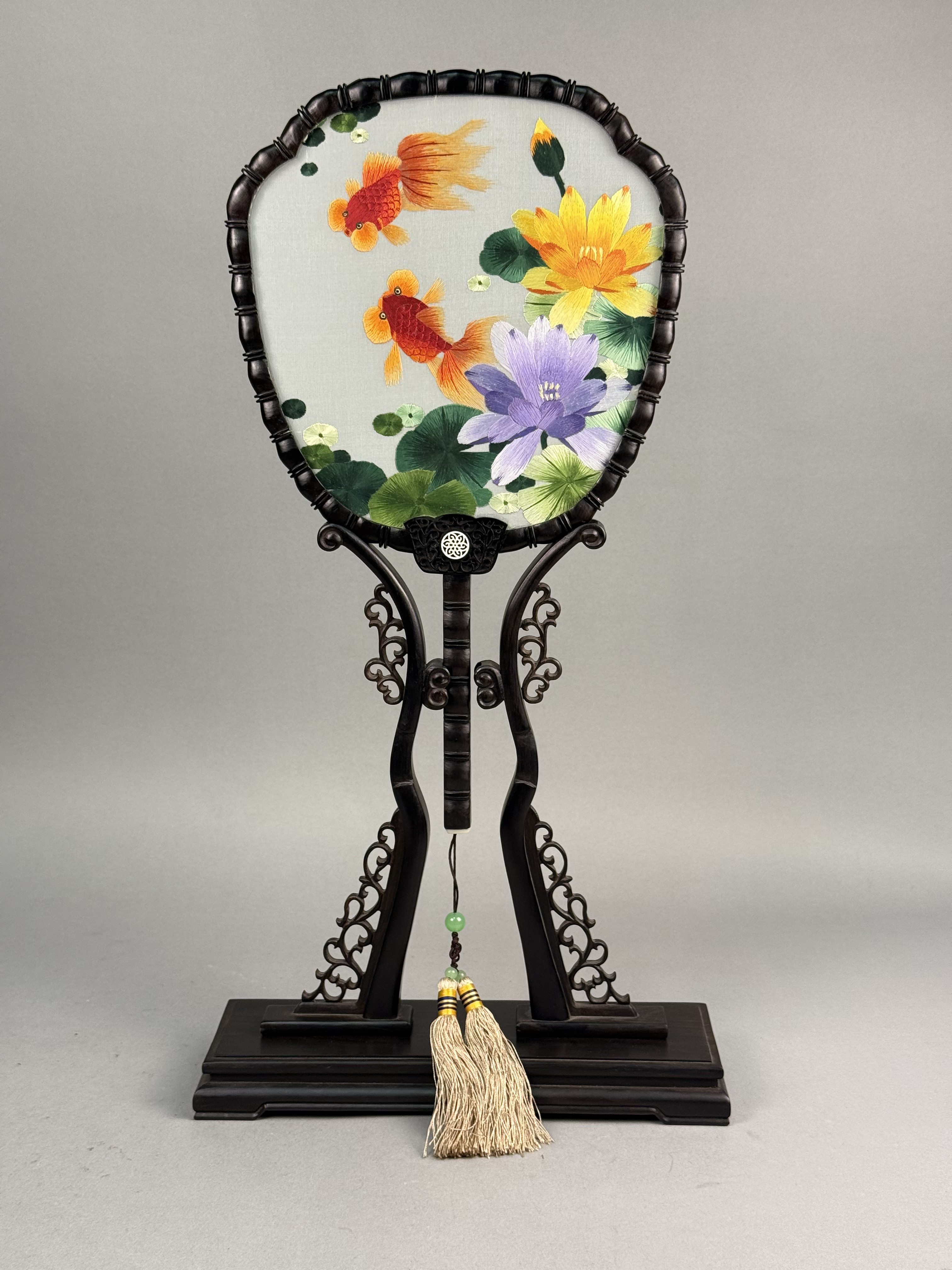 Chinese Suzhou Double-Sided Silk Table Fan
