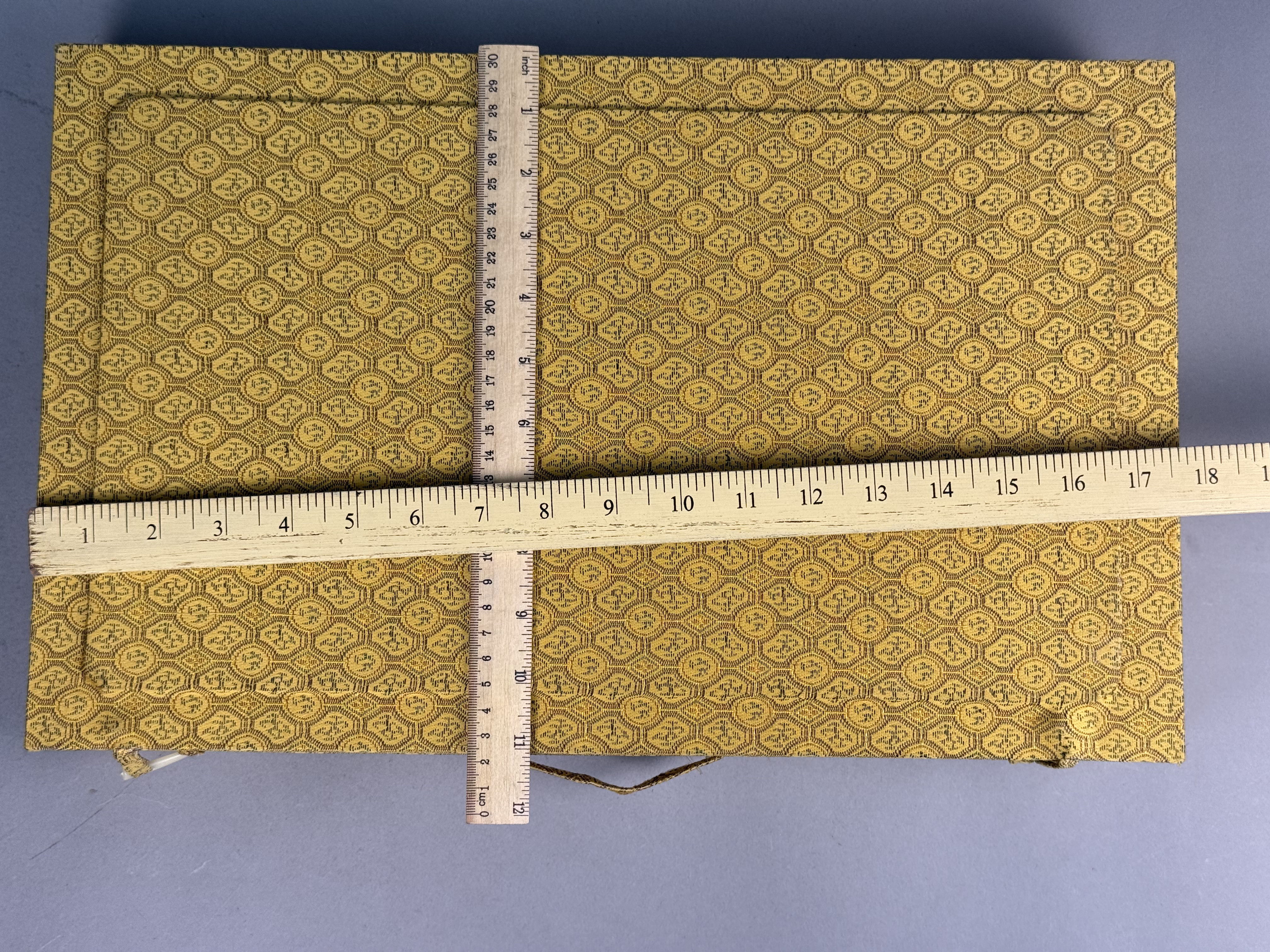 Chinese Suzhou Double-Sided Silk Table Fan