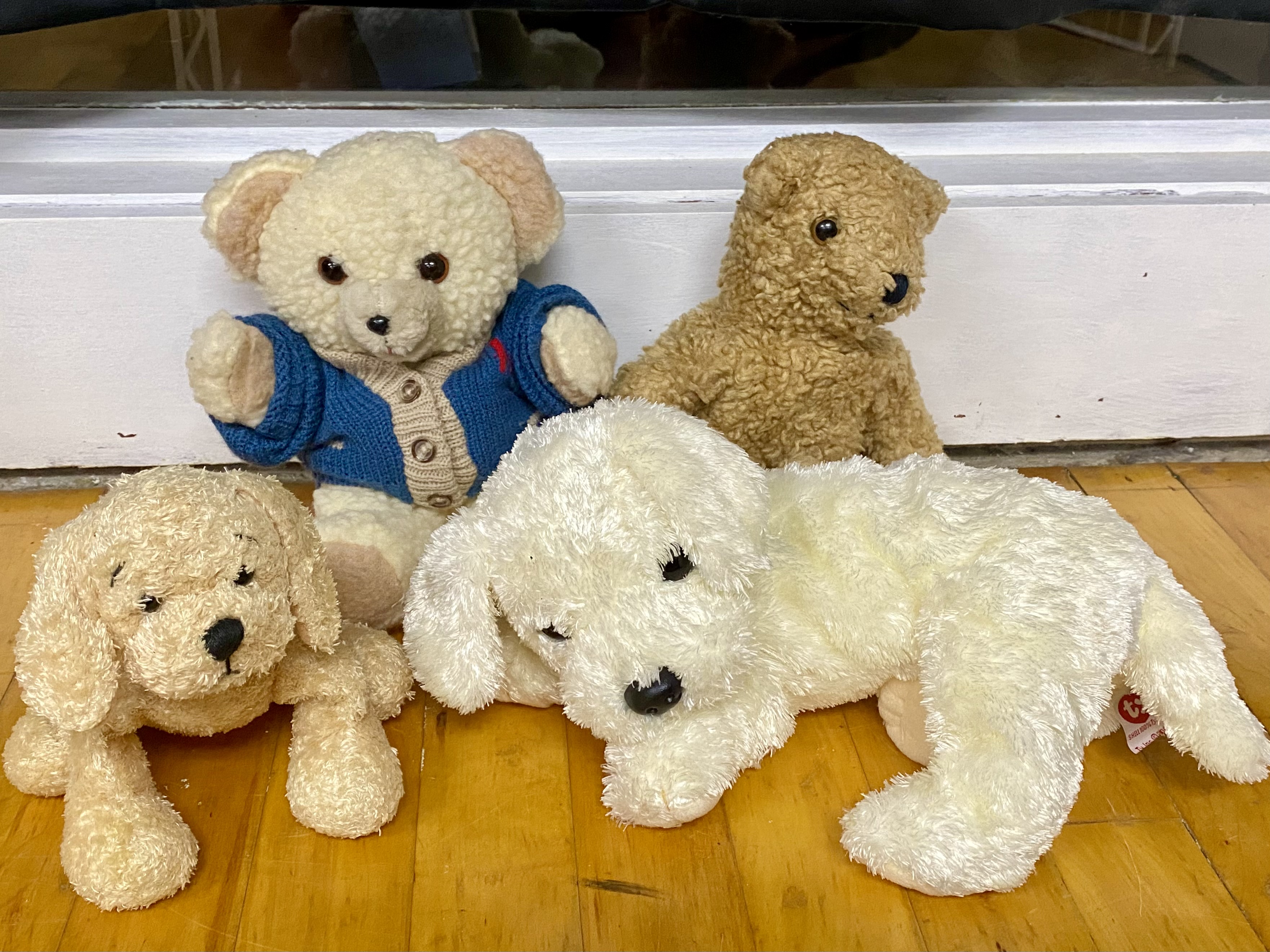 17 Collectible Plush Toys