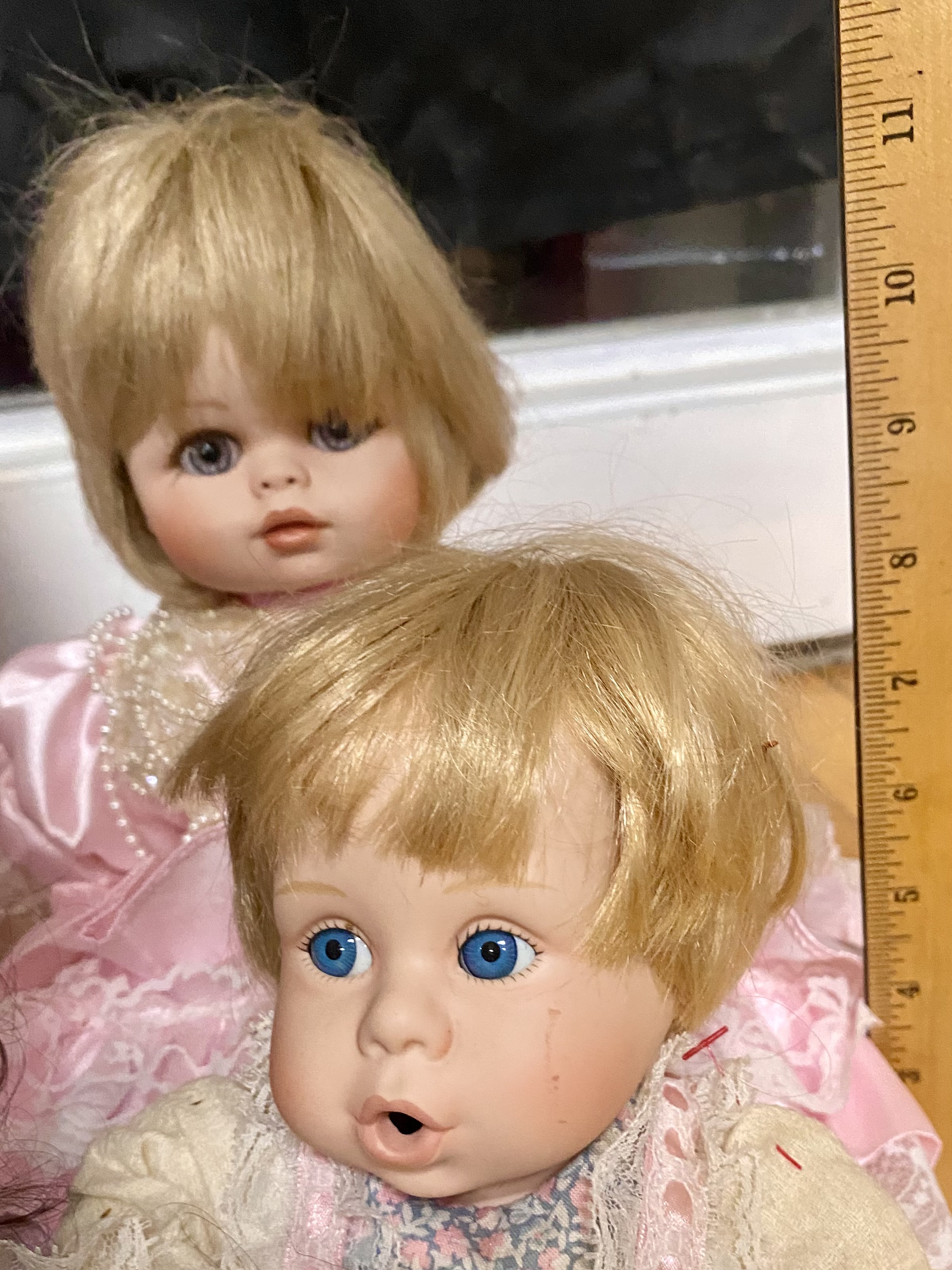 10 Collectible Porcelain Dolls
