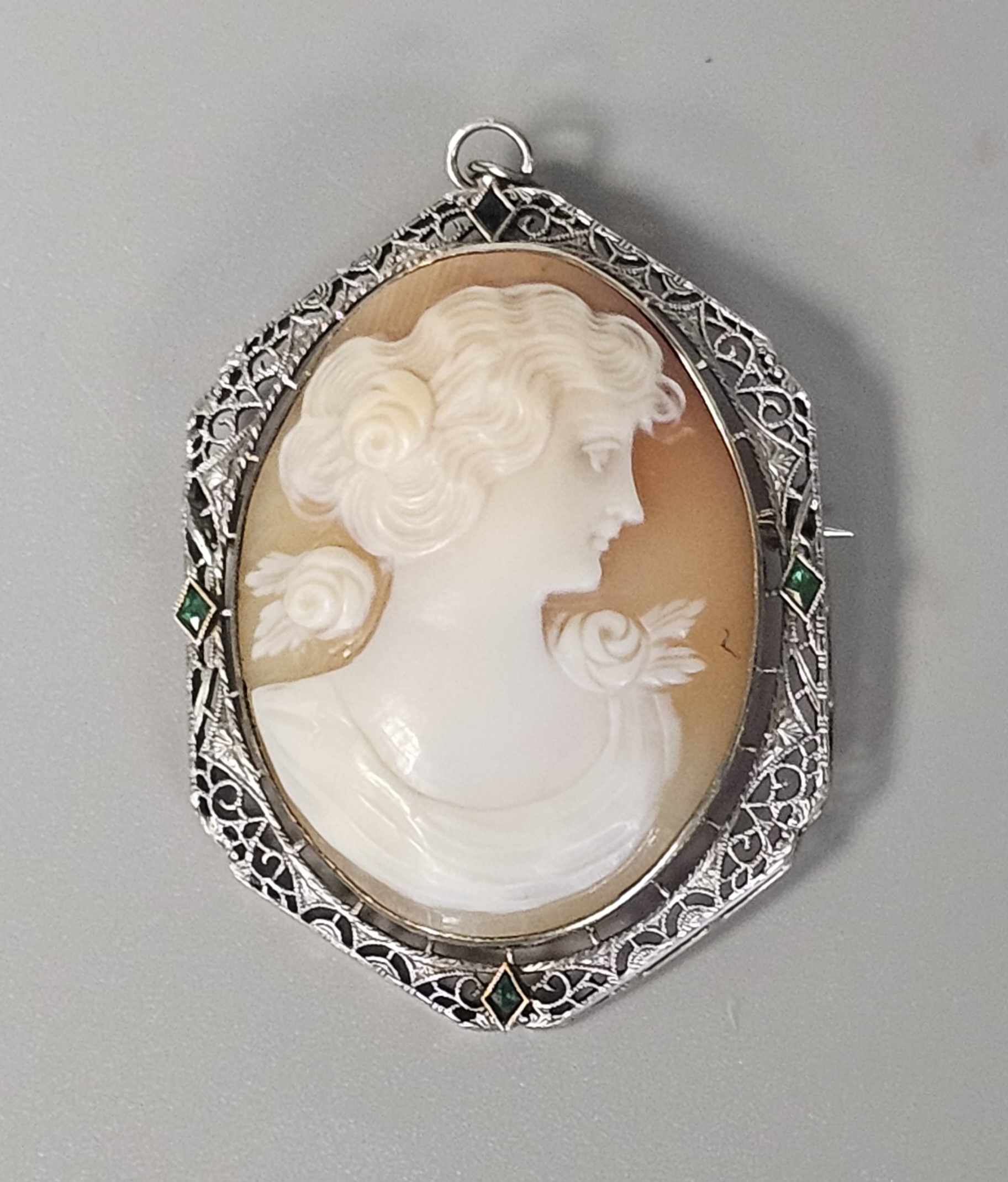 Art Deco 14K Carved Shell Cameo 11.2 Grams