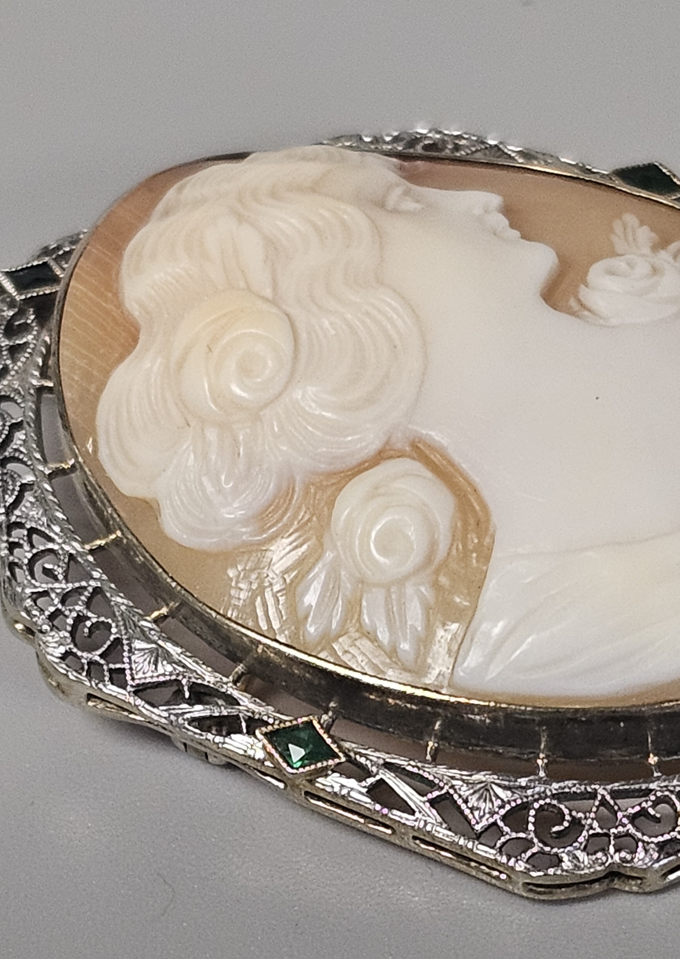 Art Deco 14K Carved Shell Cameo 11.2 Grams