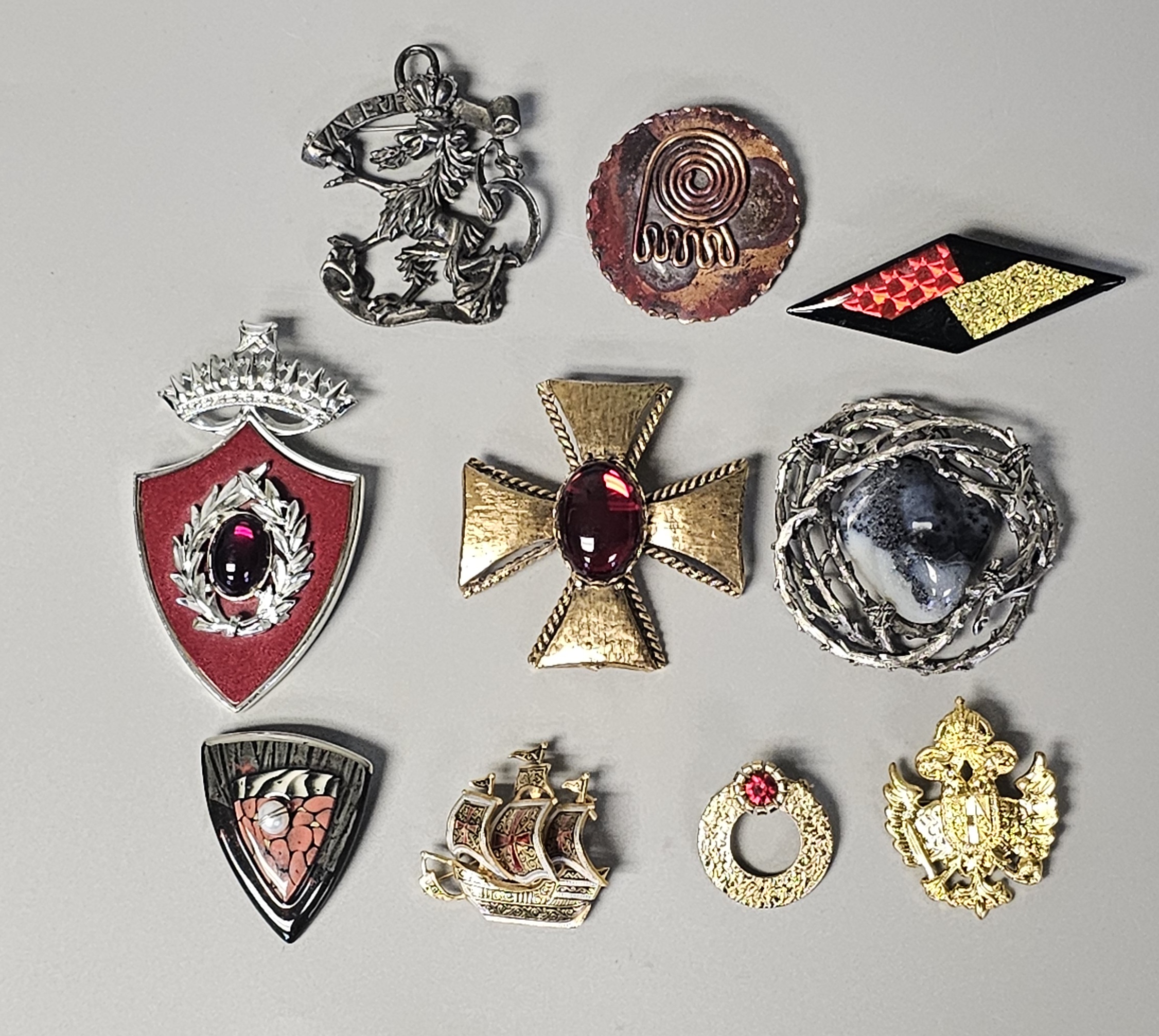 Vintage & Contemporary Costume Brooches