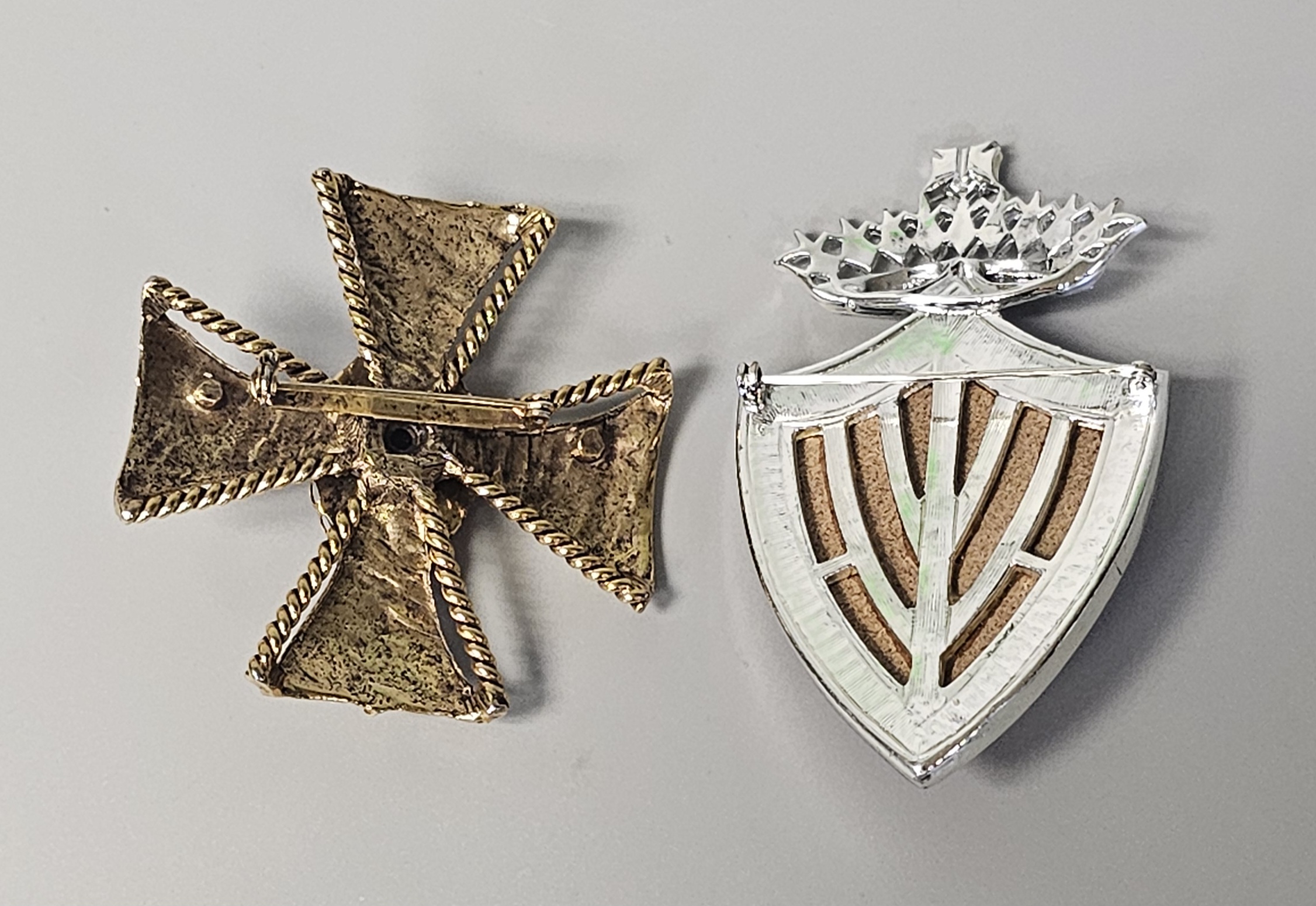 Vintage & Contemporary Costume Brooches