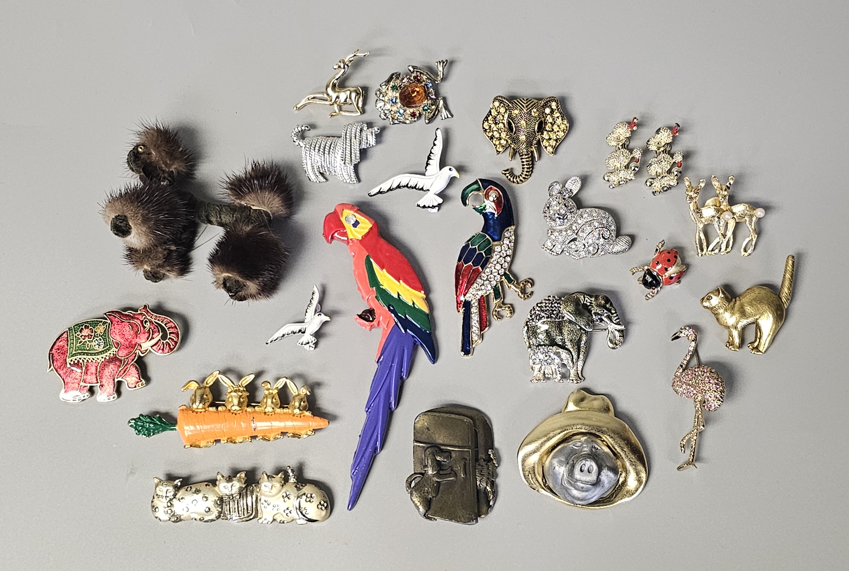 Costume Jewelry Animal Brooches Inc JJ & Napier