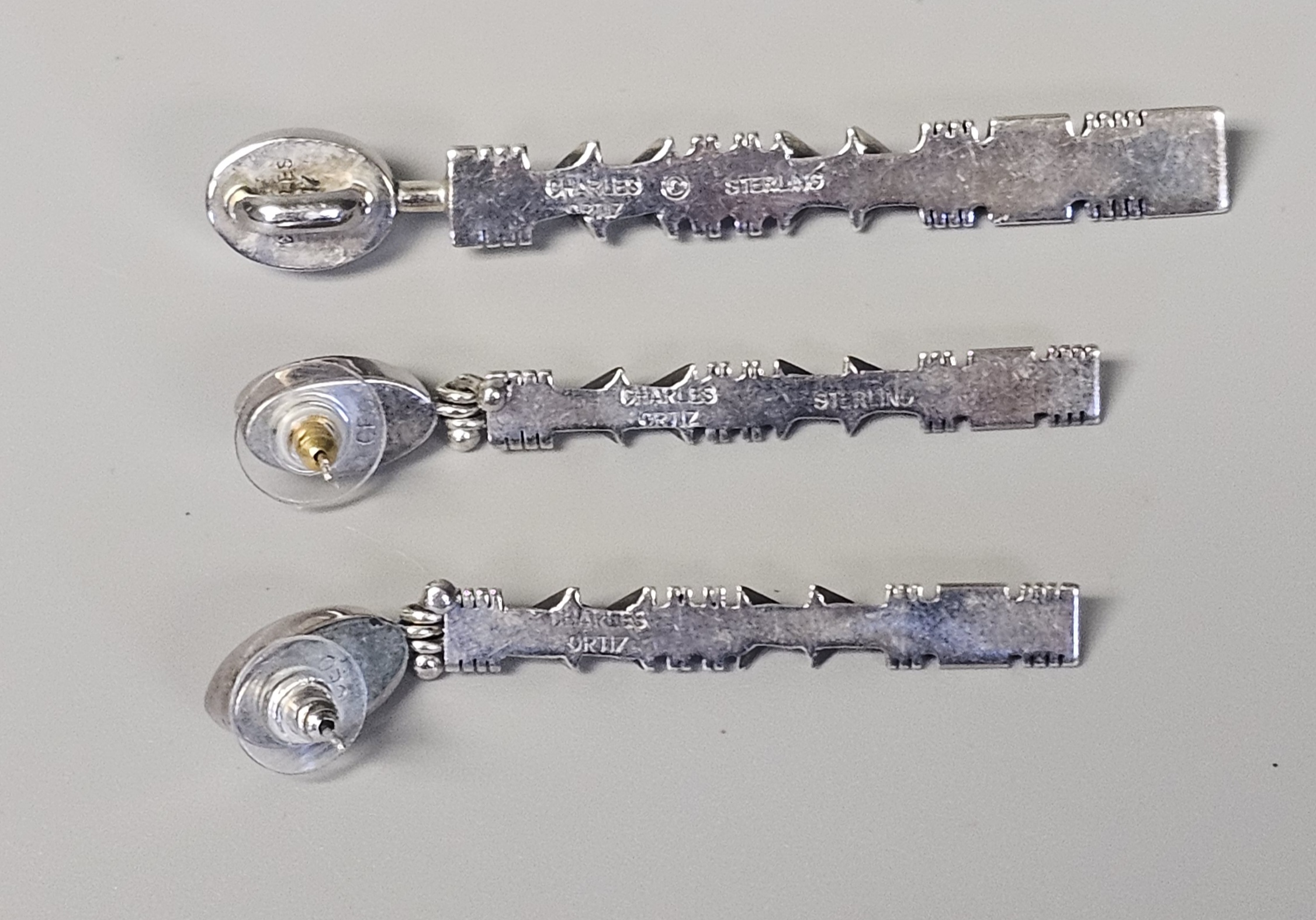 Charles Ortiz Taos Pueblo Sterling Coral Set 33.5 Grams