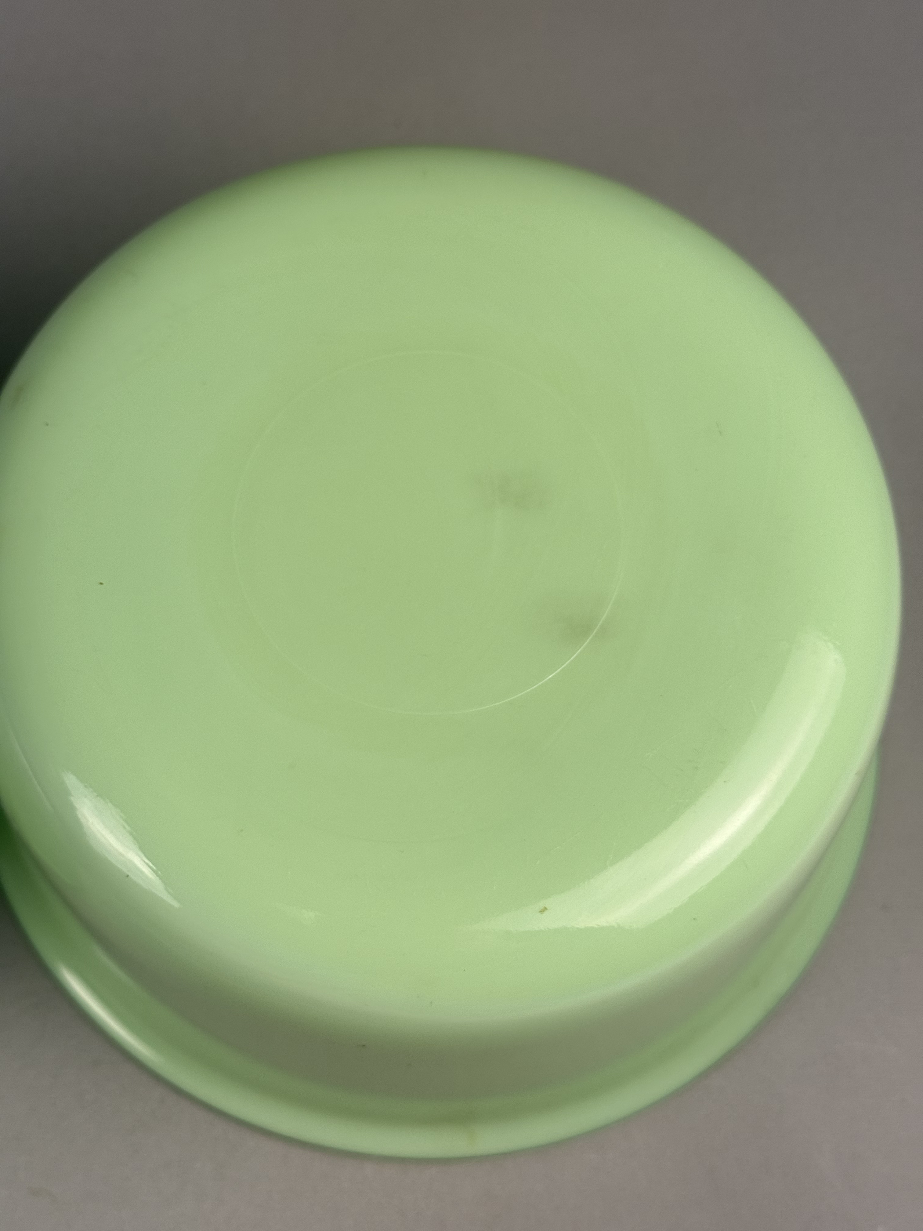 2 Vintage Jadeite Uranium Glass Mixer Bowls