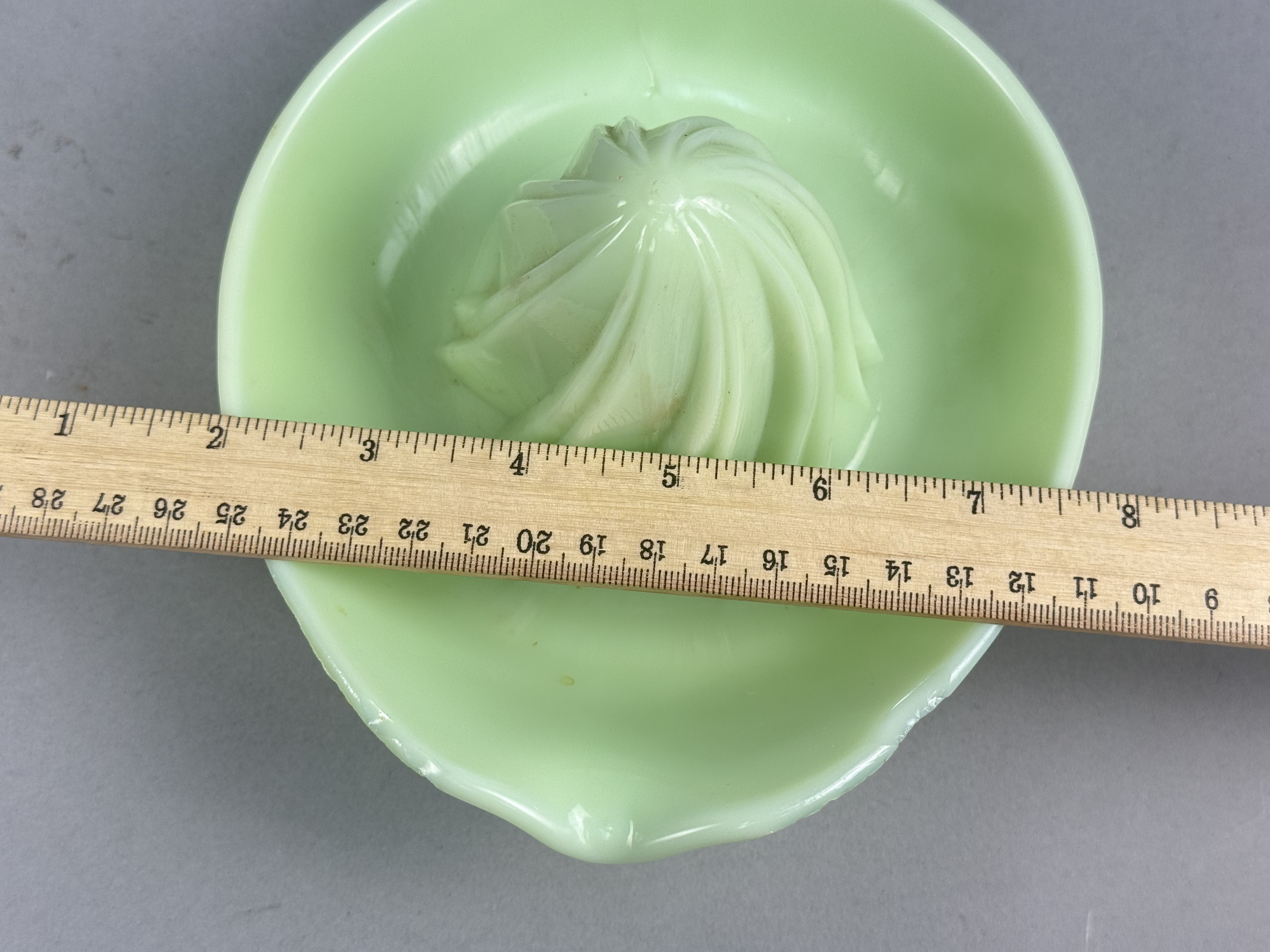 Vintage Uranium Jadeite Citrus Juicer