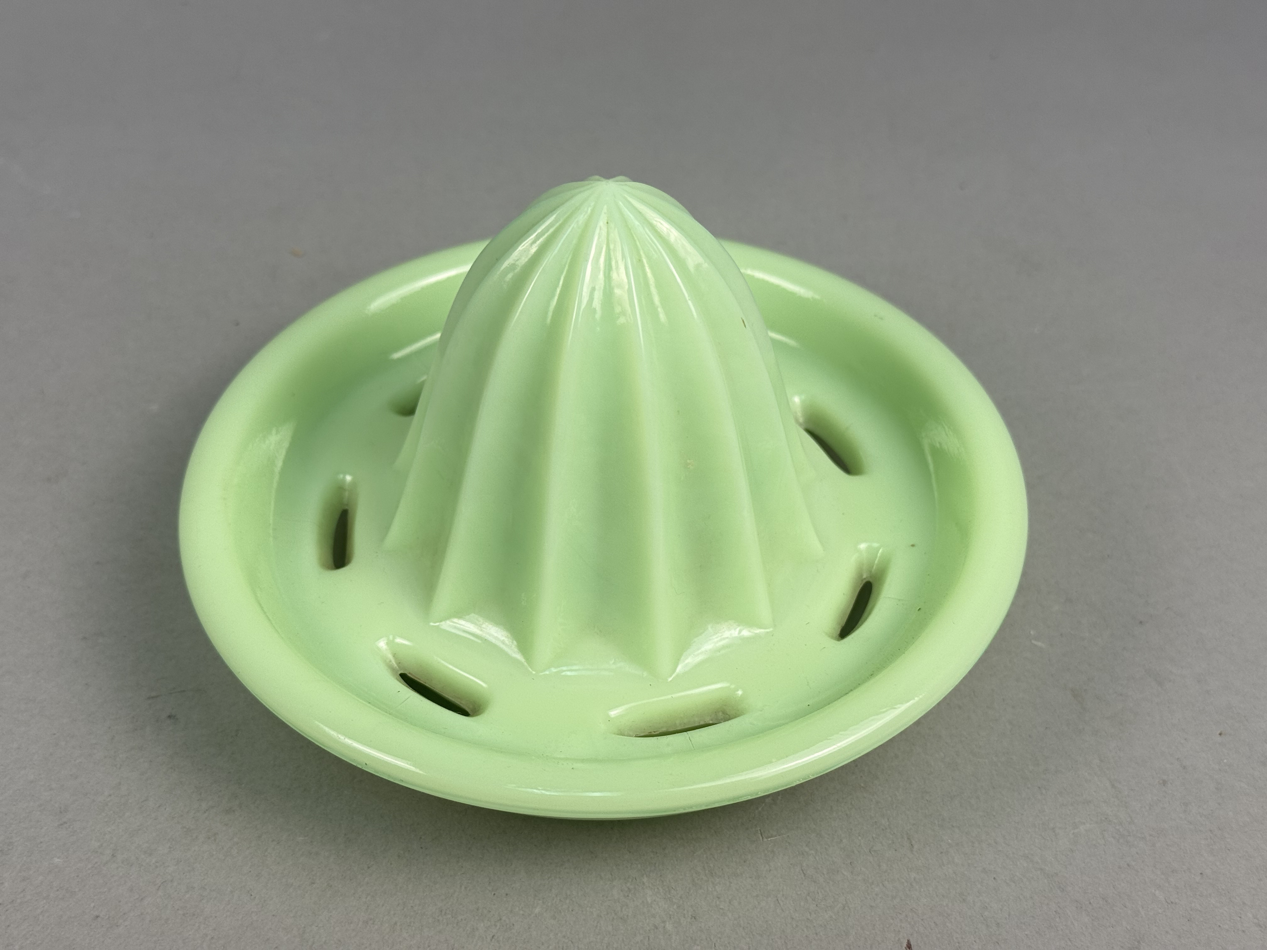 Jadeite Uranium Glass Citrus Reamer Insert