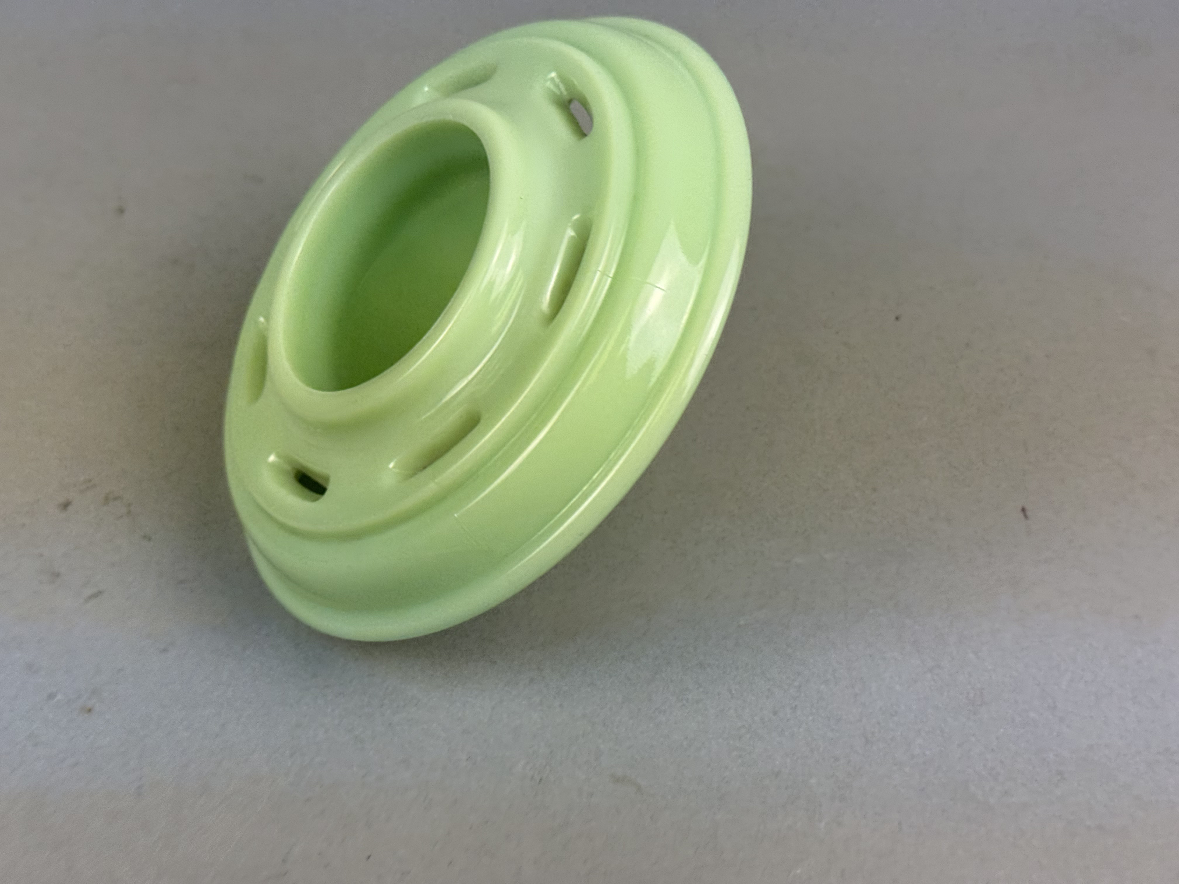 Jadeite Uranium Glass Citrus Reamer Insert