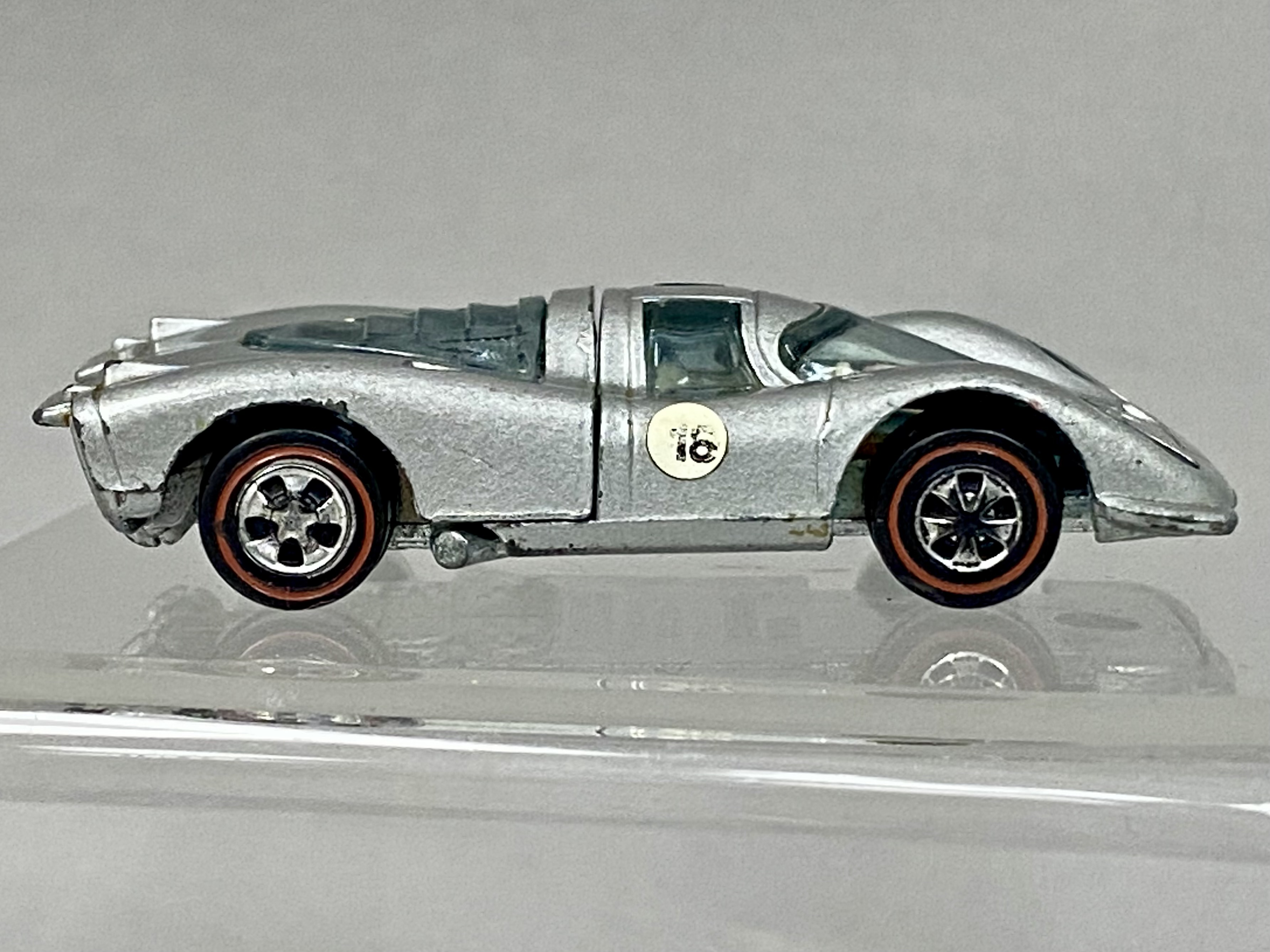 Redline Porsche 917 & Vintage Series Red Baron