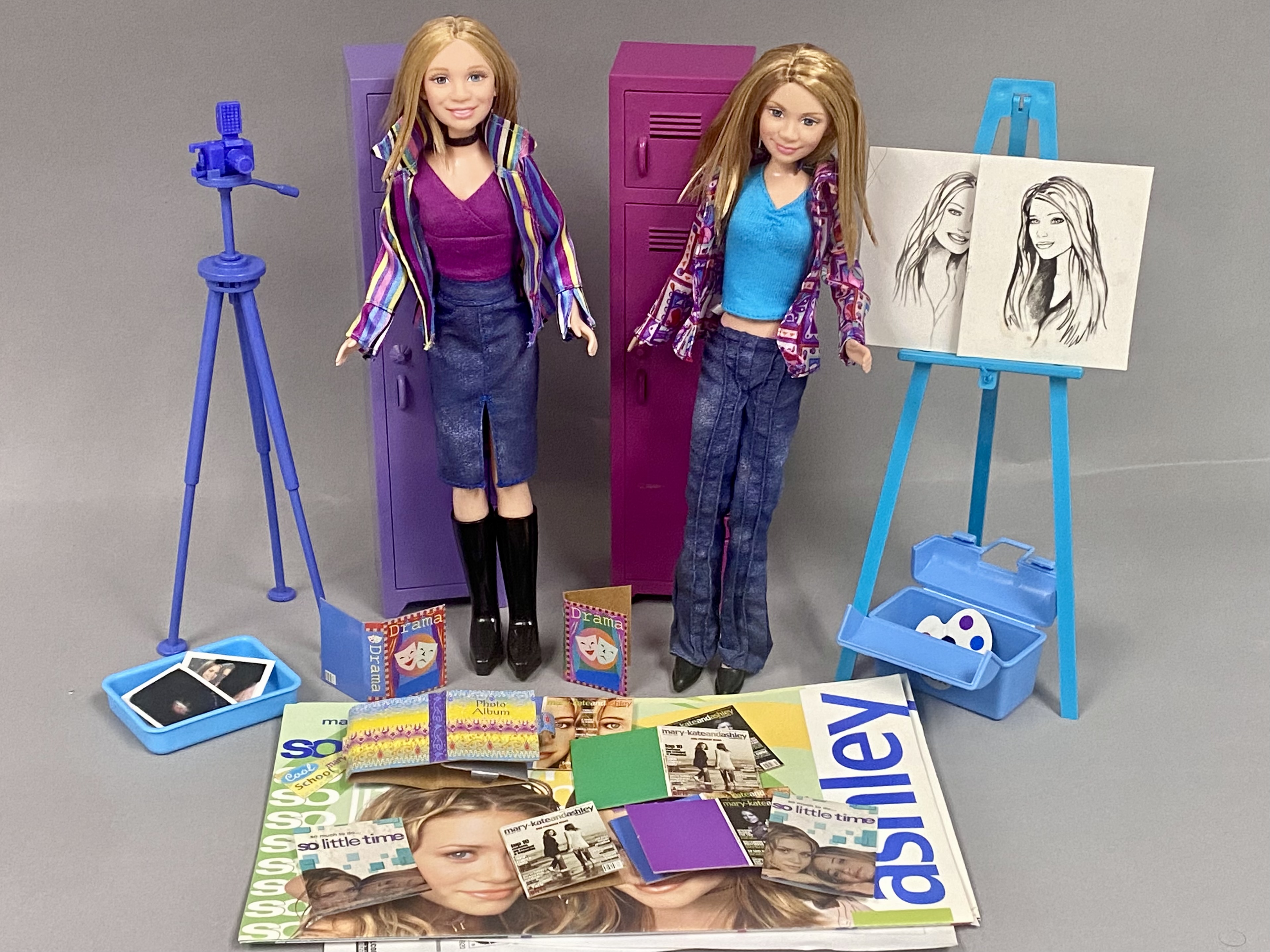 Mary-Kate & Ashley Olsen So Little Time Fashion Dolls