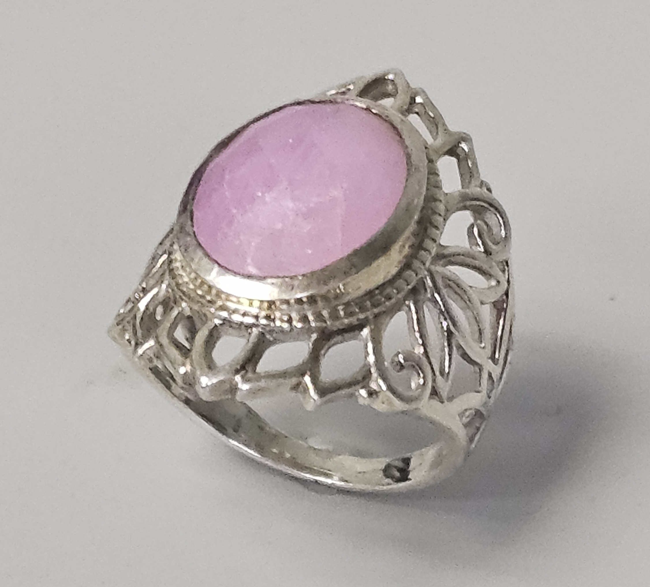 Sterling Silver Rose Quartz Ring 8.1 Grams