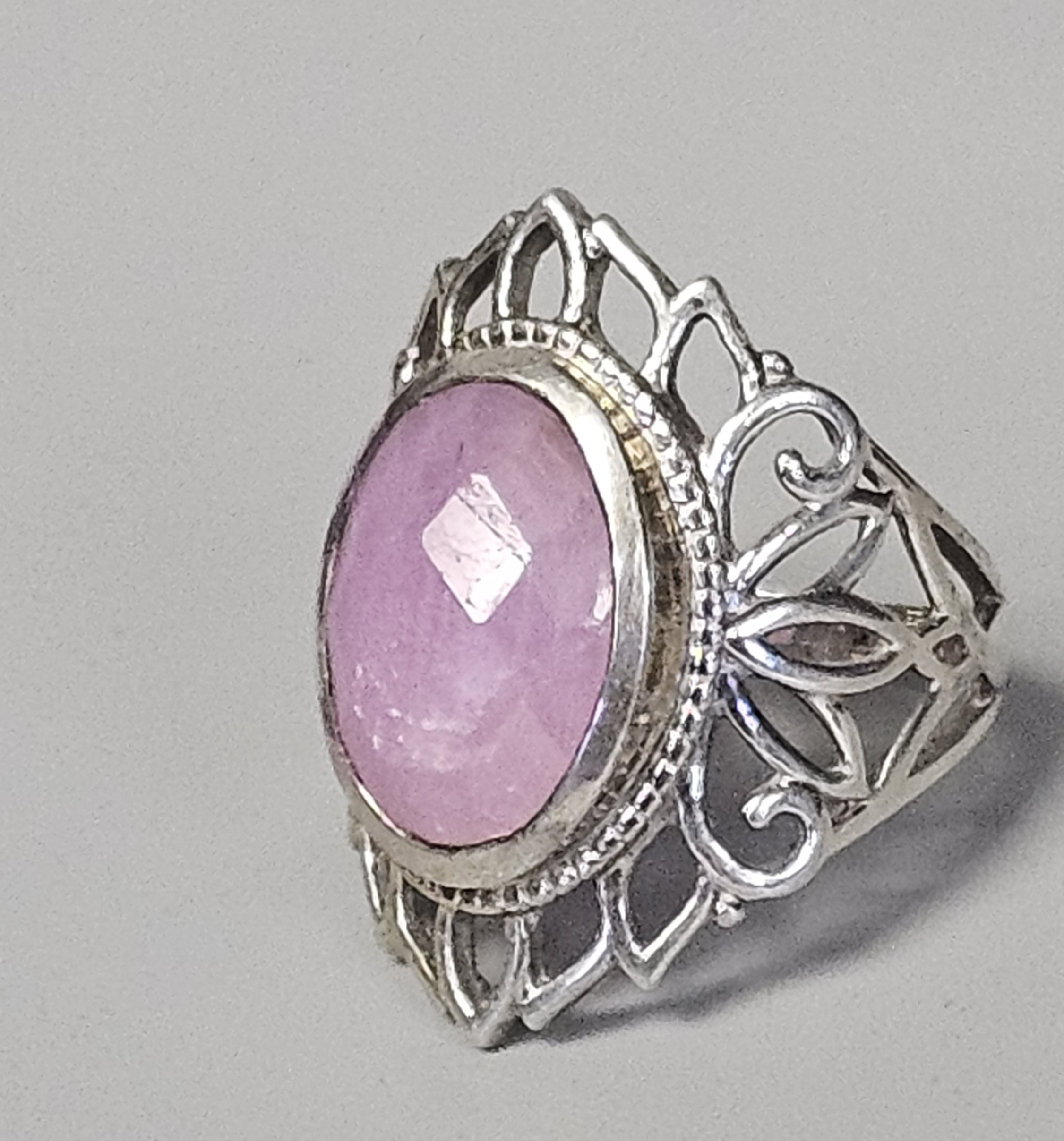 Sterling Silver Rose Quartz Ring 8.1 Grams