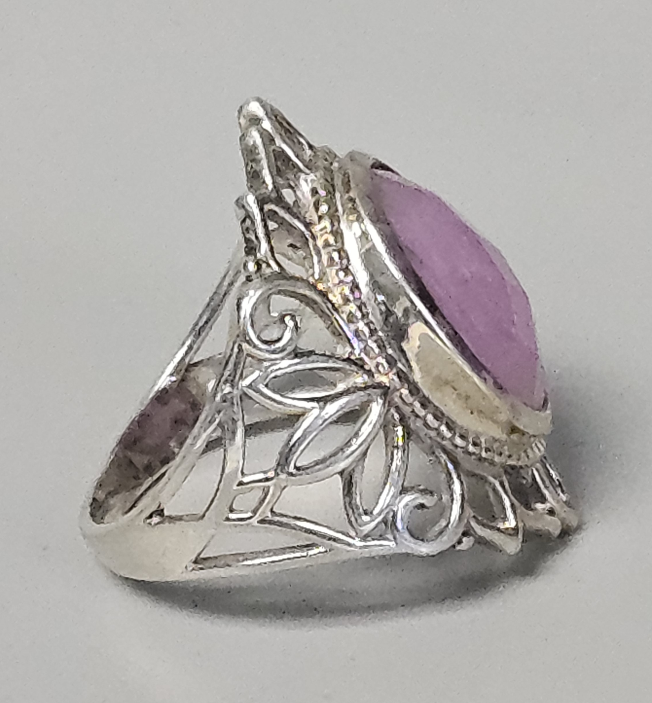Sterling Silver Rose Quartz Ring 8.1 Grams