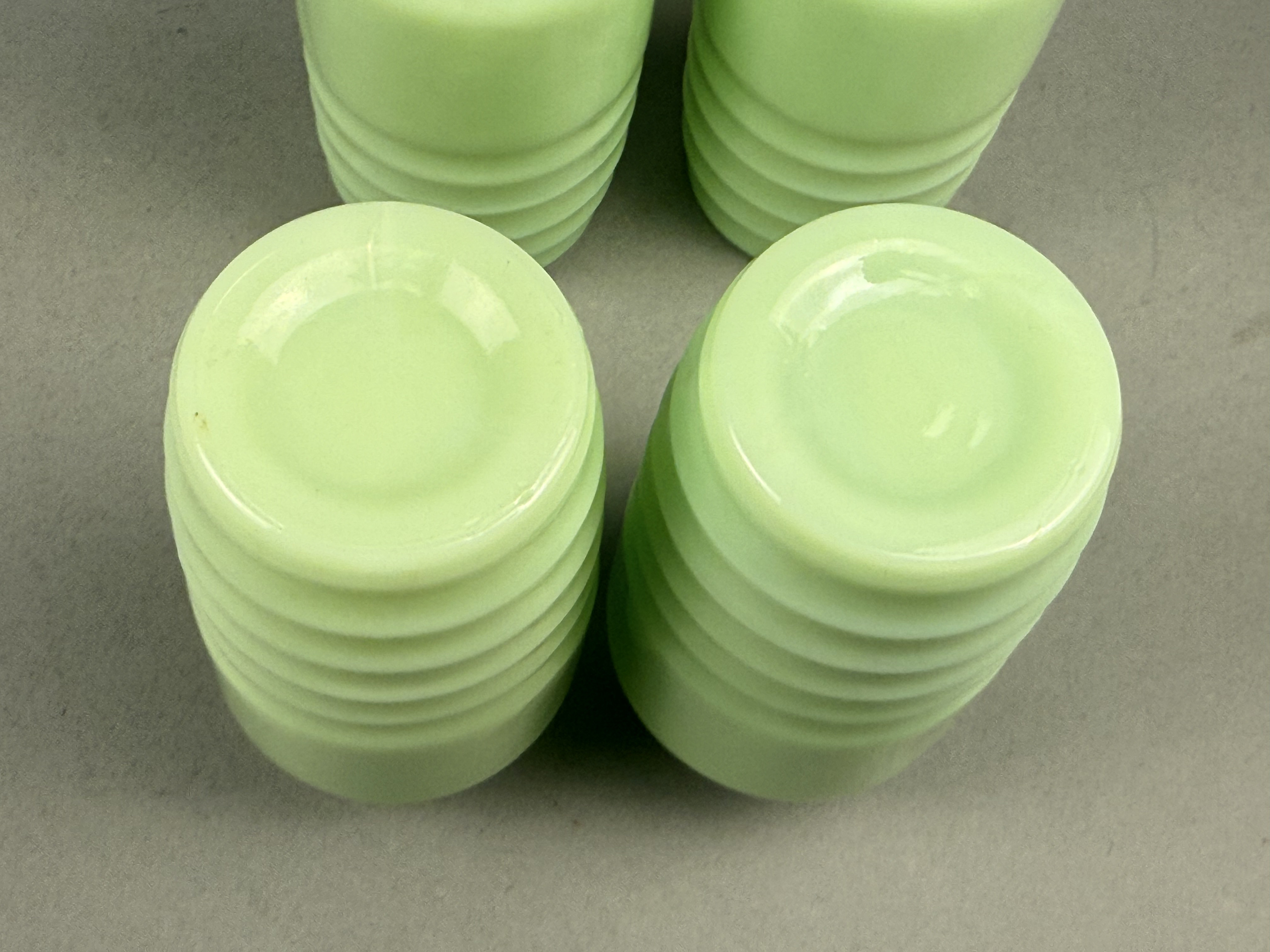 Four Uranium Jadeite Glass Beehive Shakers