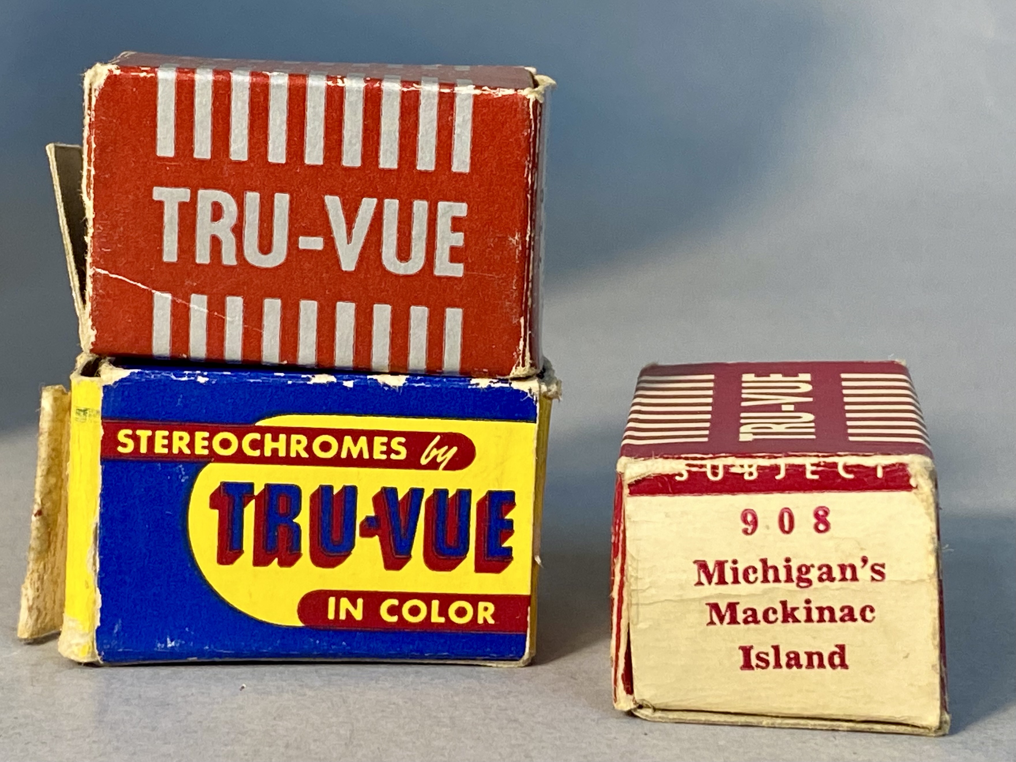 Tru-Vue Bakelite Stereoscopic Filmstrip Viewer & Filmstrips