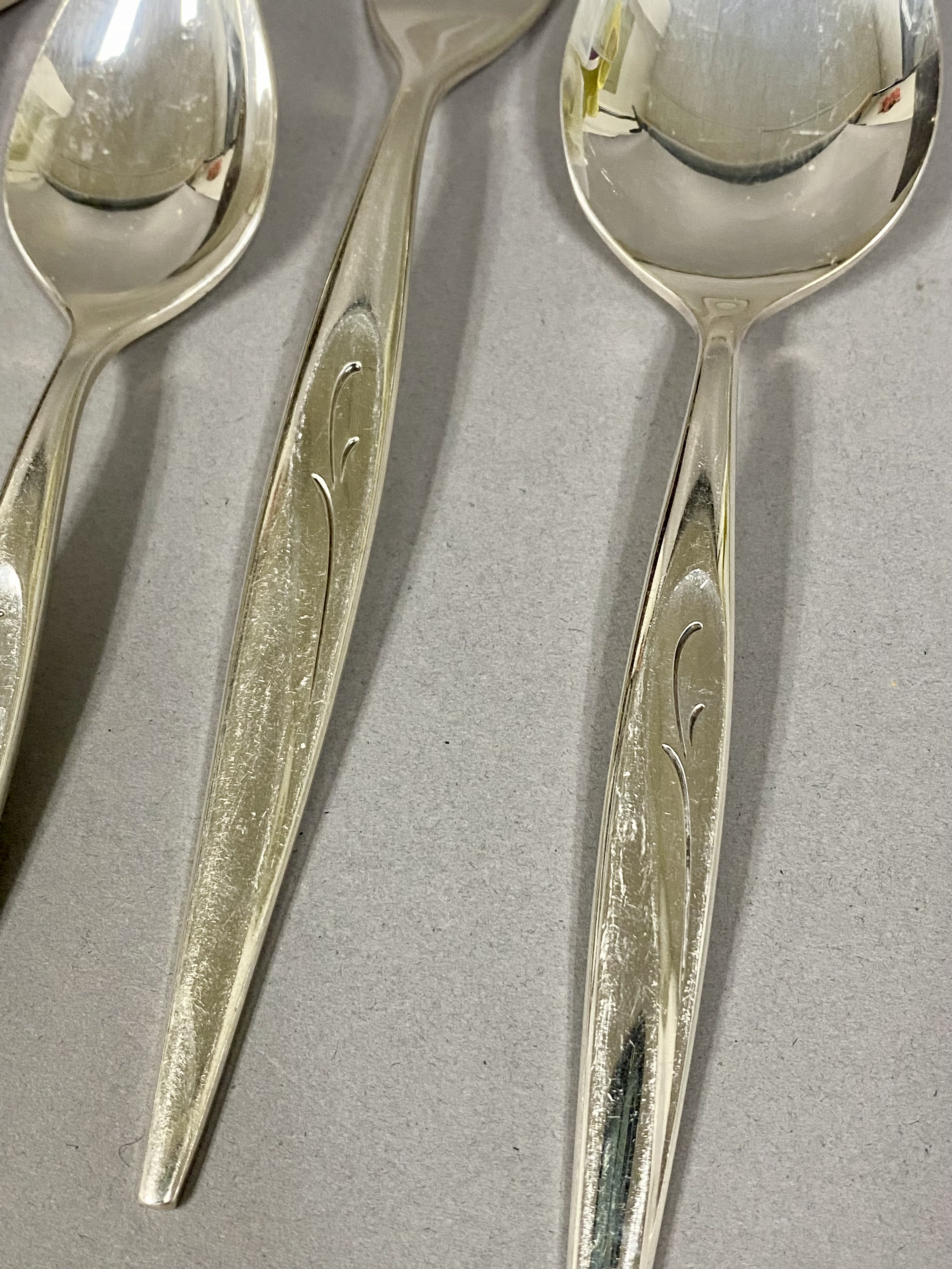 Oneida Community Flight Pattern Silverplate Flatware
