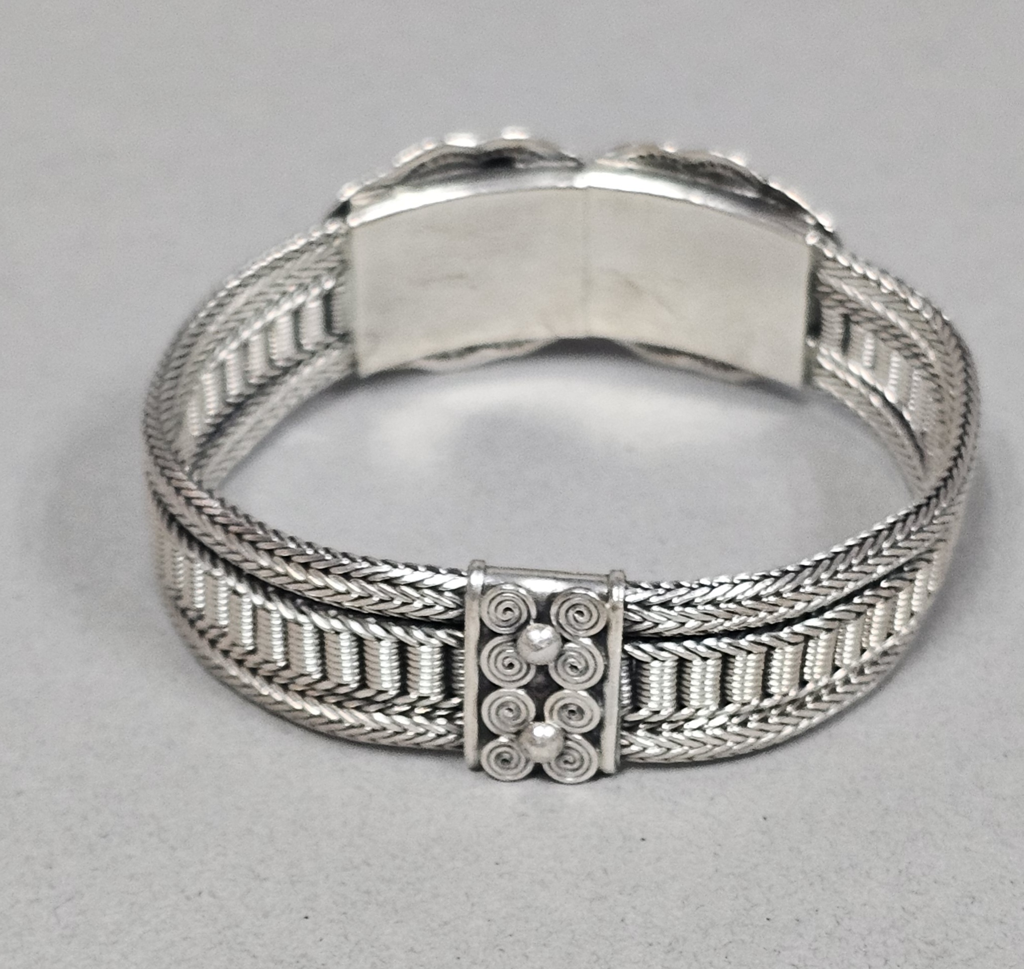 Sterling Silver Floral Repousse Bracelet 52.3 Grams
