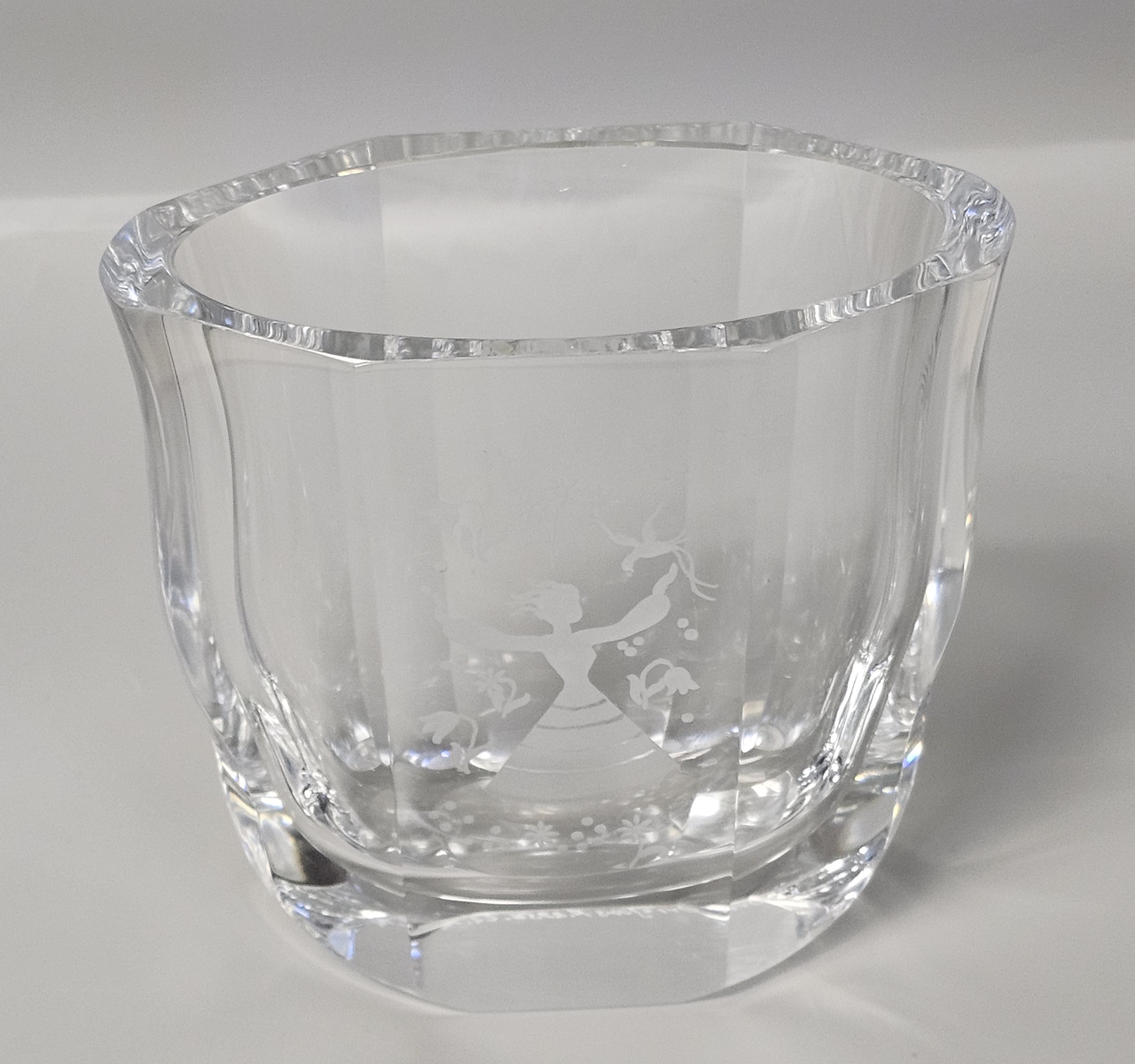 Orrefors Nils Landberg Engraved Crystal Vase