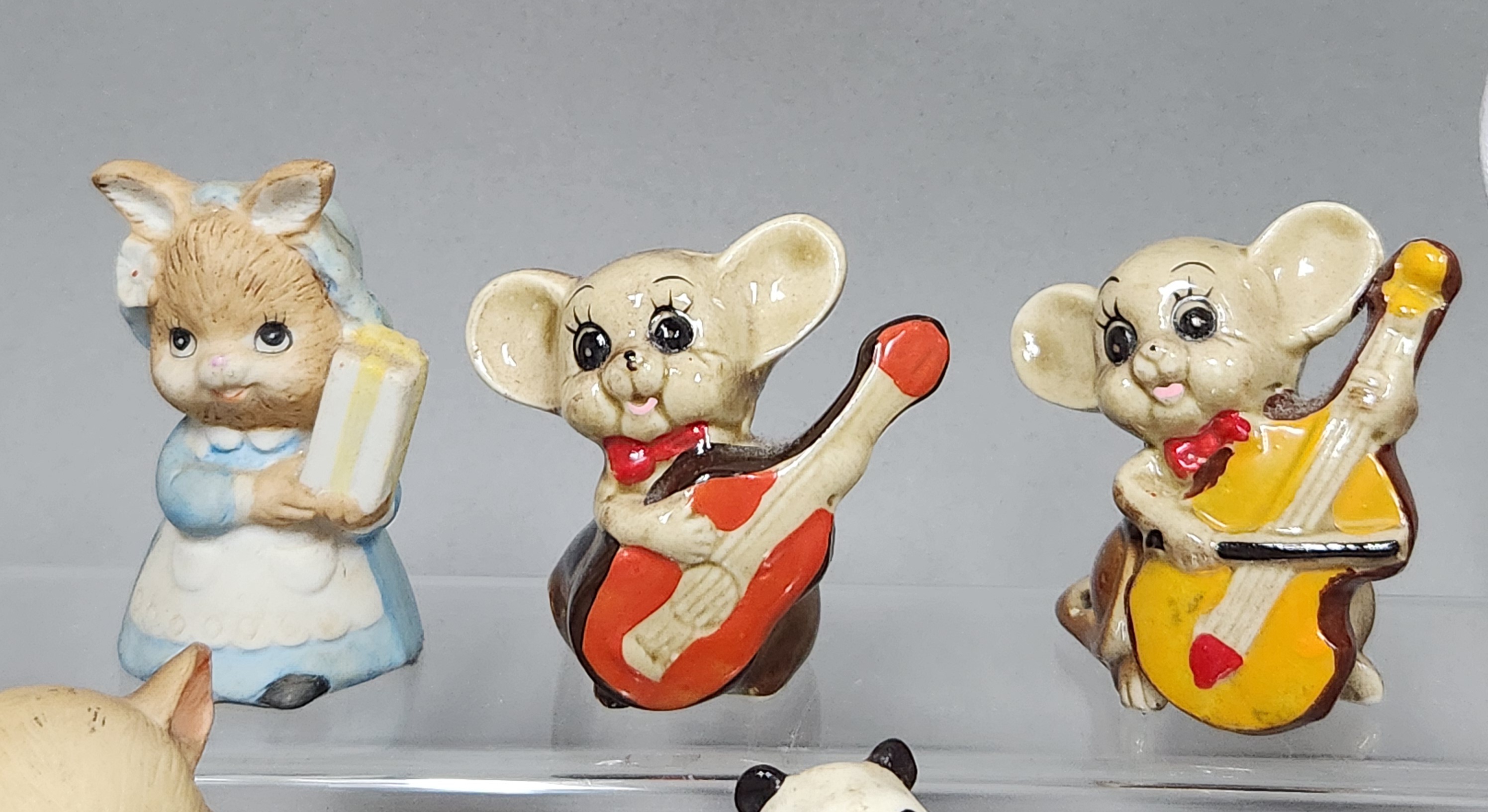 Animal Figurines Inc Bronson Collections
