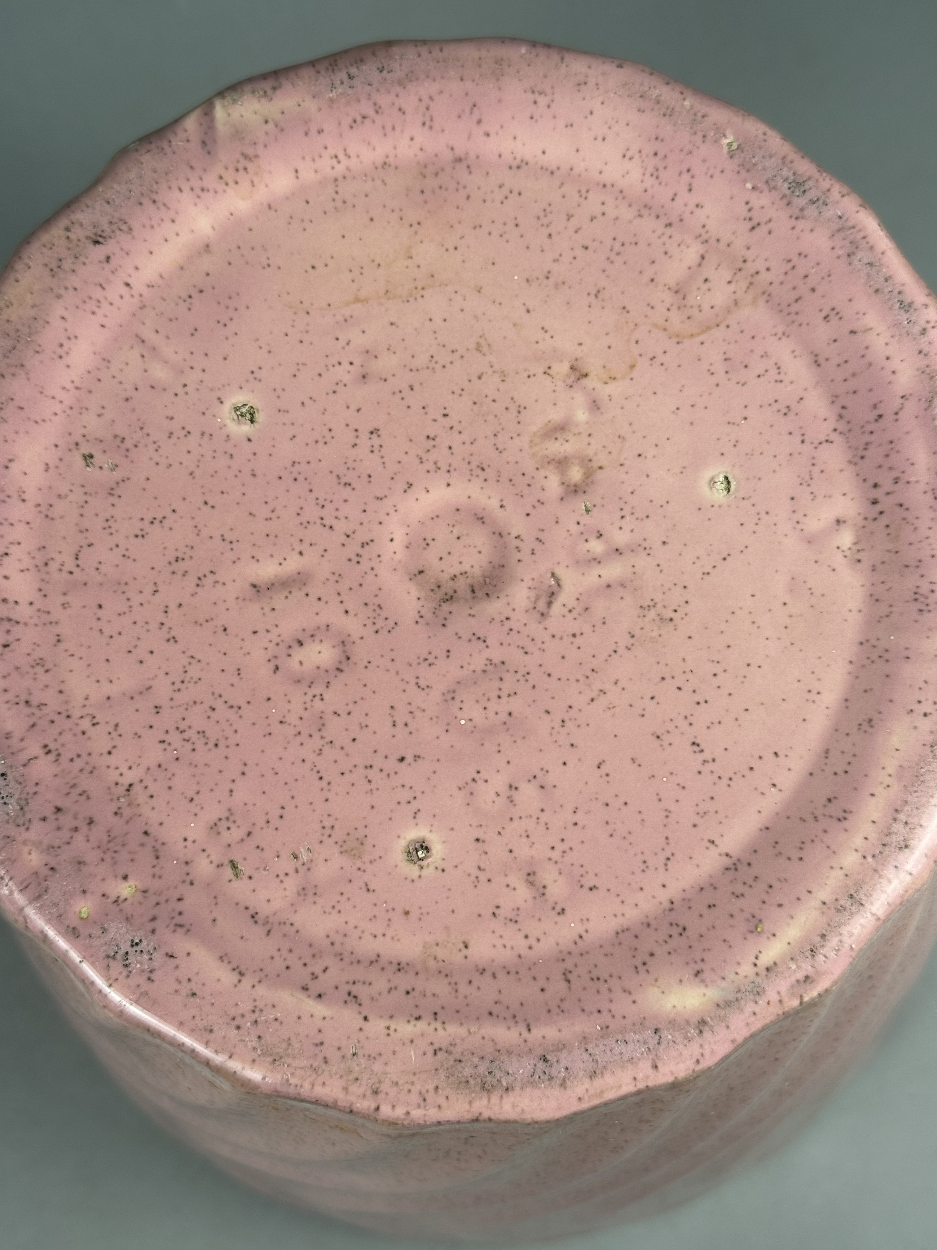 Haeger Potteries Speckled Pink Ceramic Planter
