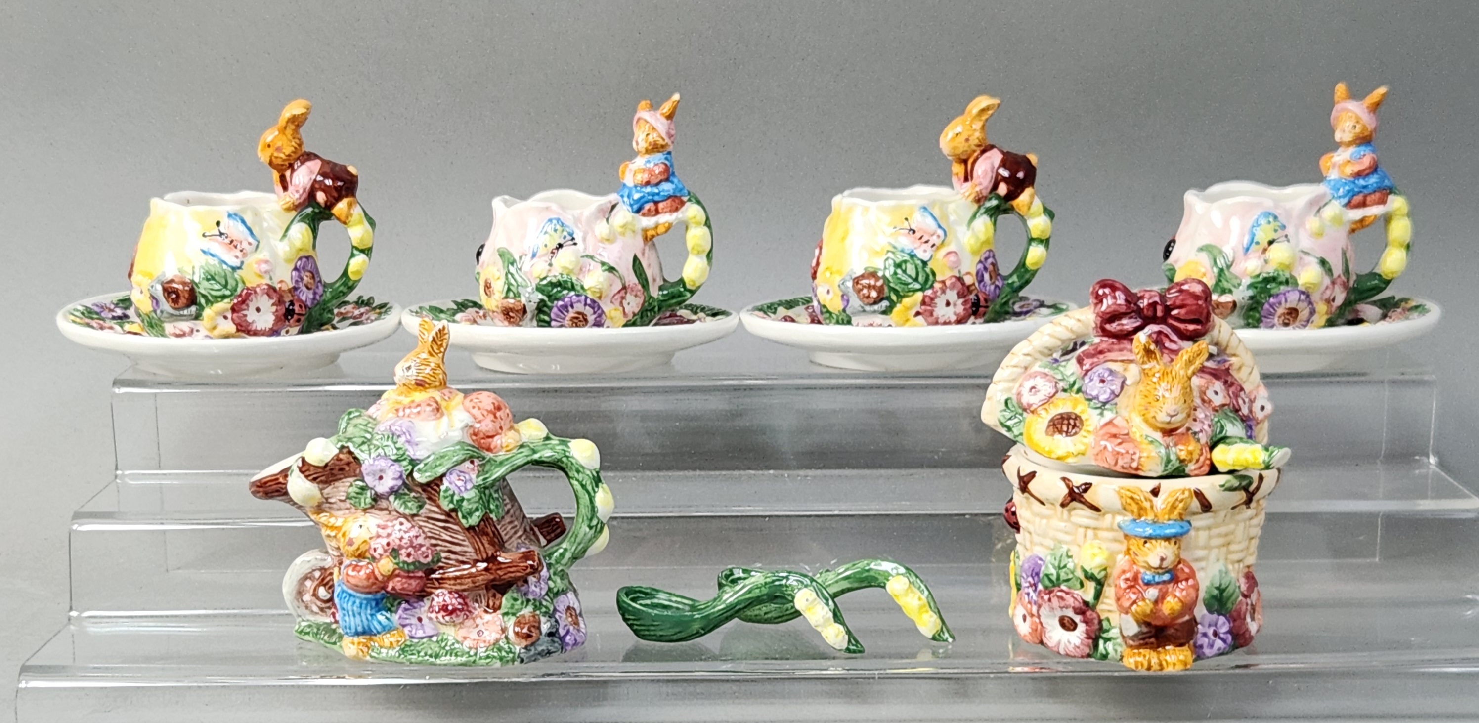Mercuries Ceramic Rabbit Garden Tea Set