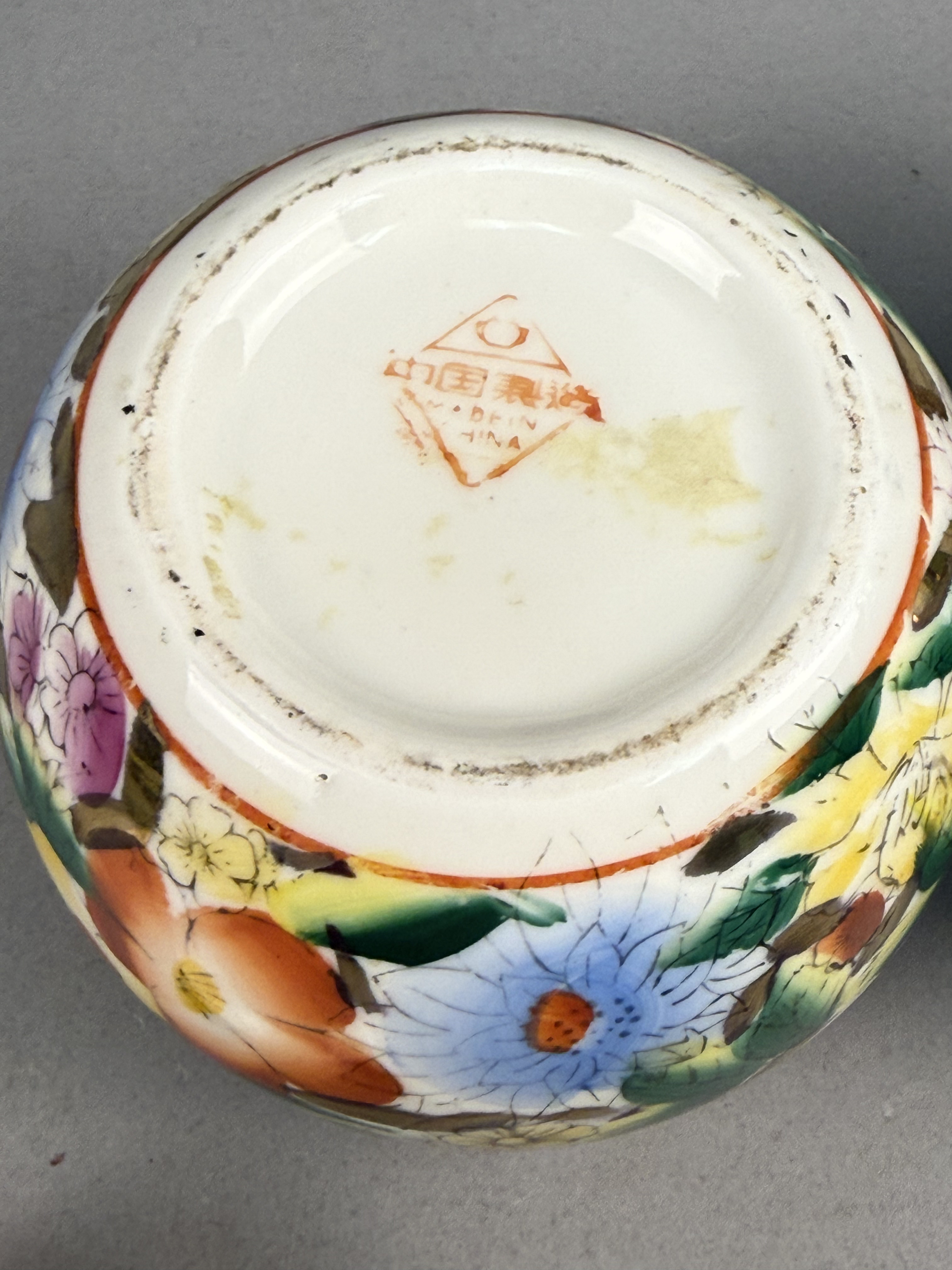 2 Ginger Jars in Millefleur & Japanese Imari Style