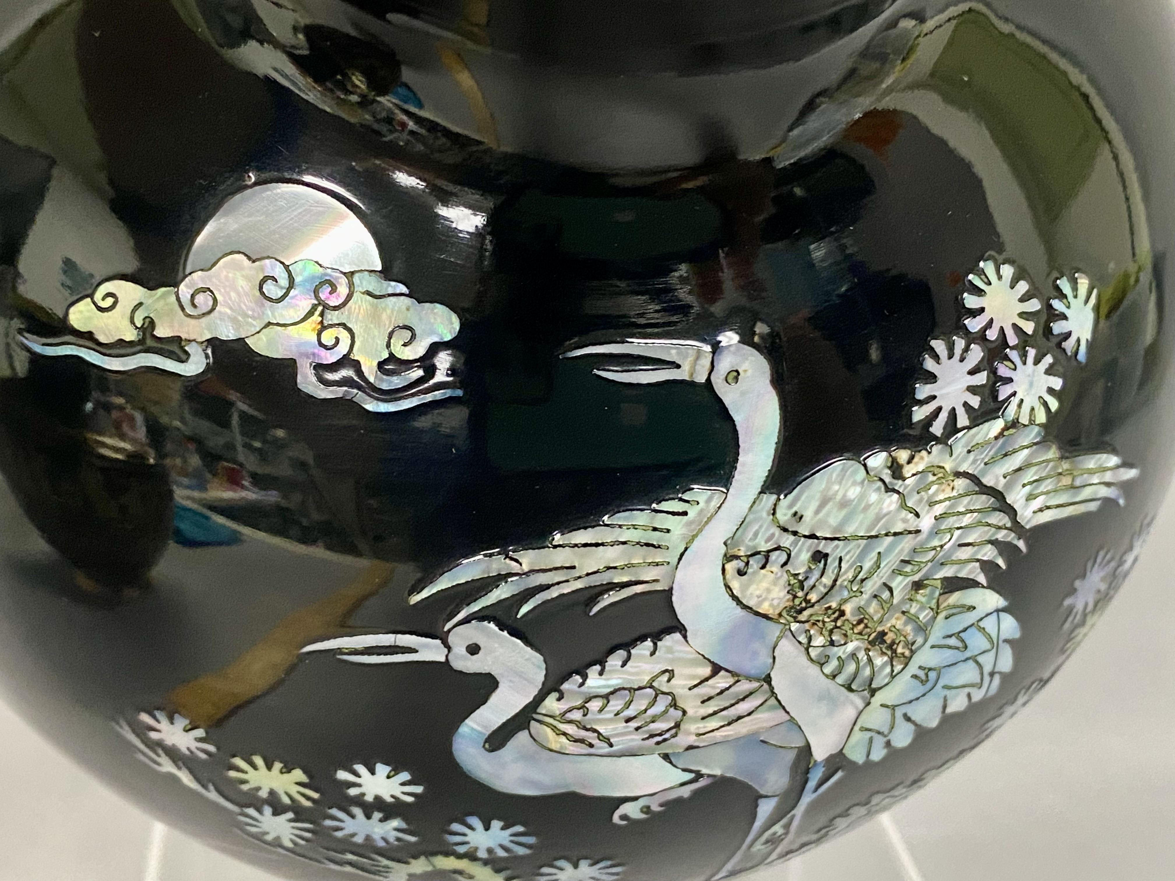 Korean Najeonchilgi Mother-of-Pearl Inlaid Black Lacquer Vase by Kim Myeong-ho for Gyeongjo Chilgi-sa