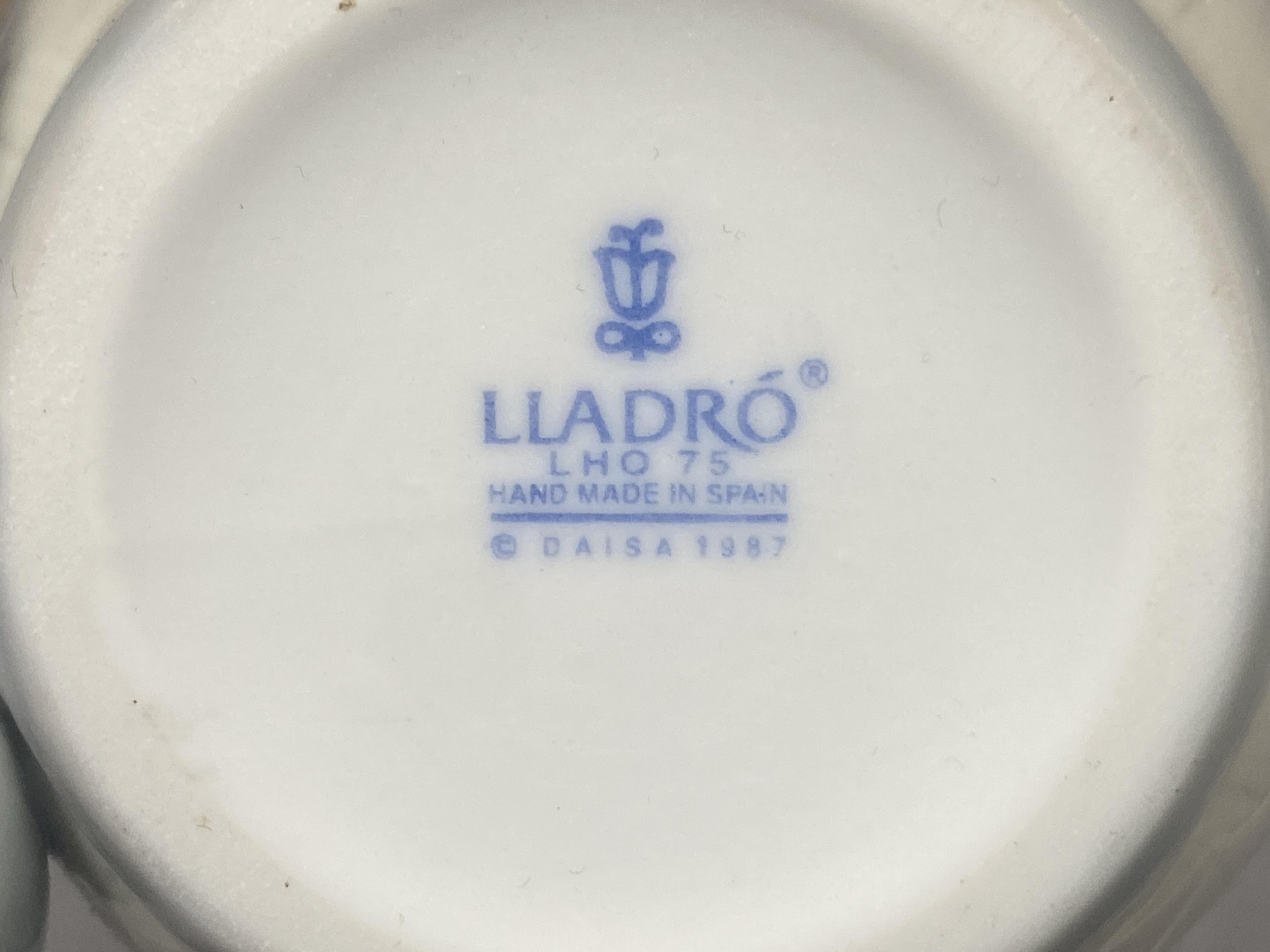 Lladro Bashful Bather, Number 5455