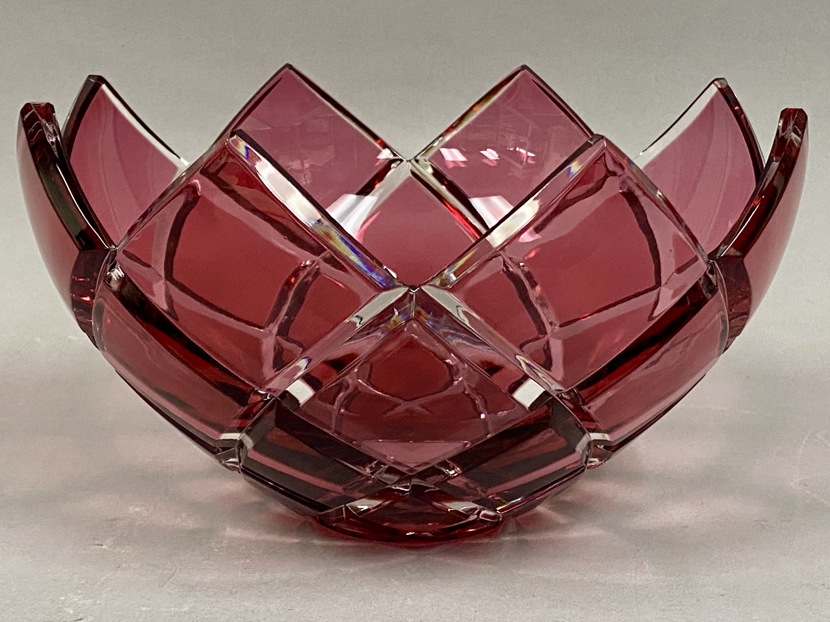 Crescendo Pattern Mikasa Crystal Centerpiece Bowl