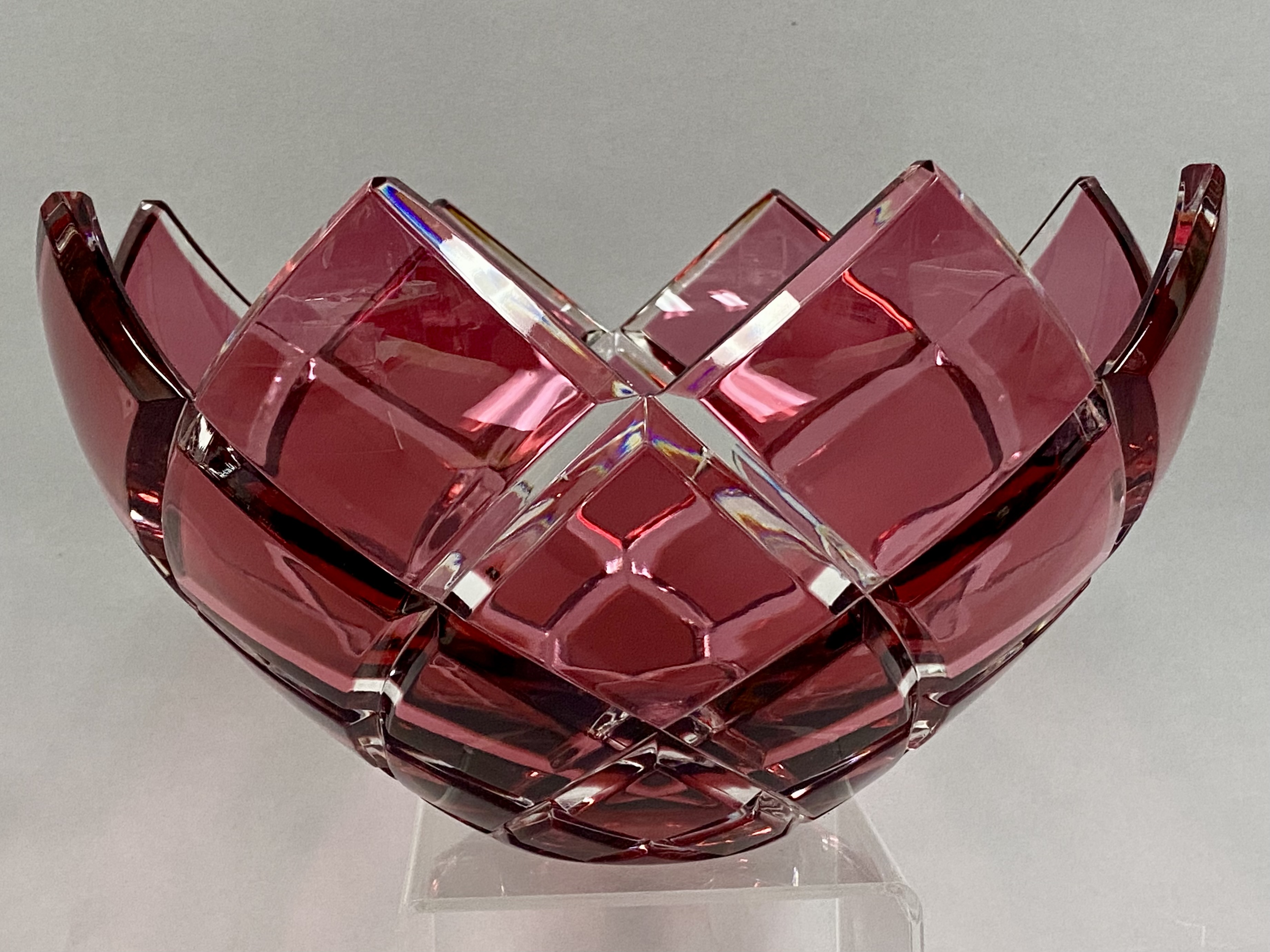 Crescendo Pattern Mikasa Crystal Centerpiece Bowl