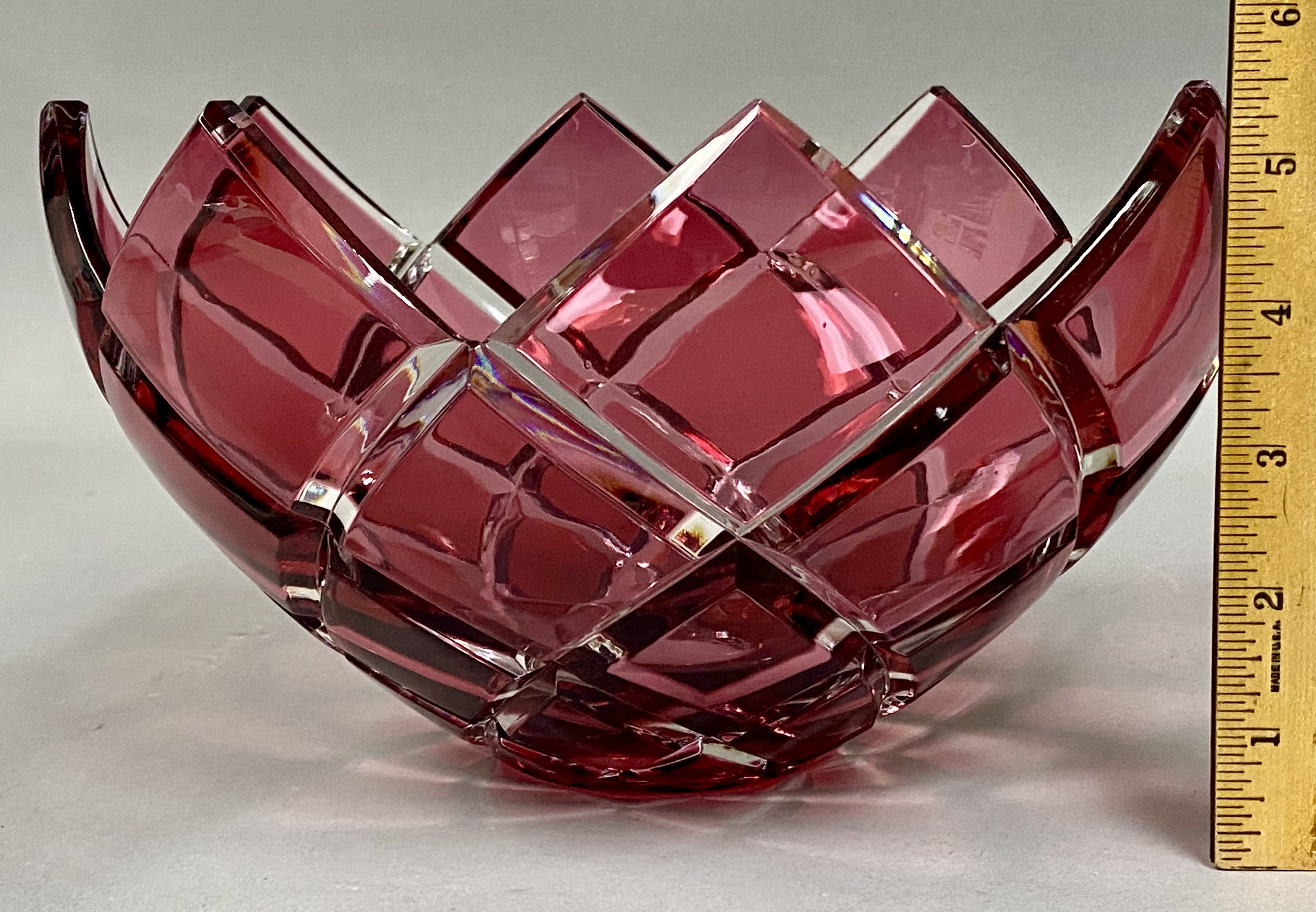 Crescendo Pattern Mikasa Crystal Centerpiece Bowl
