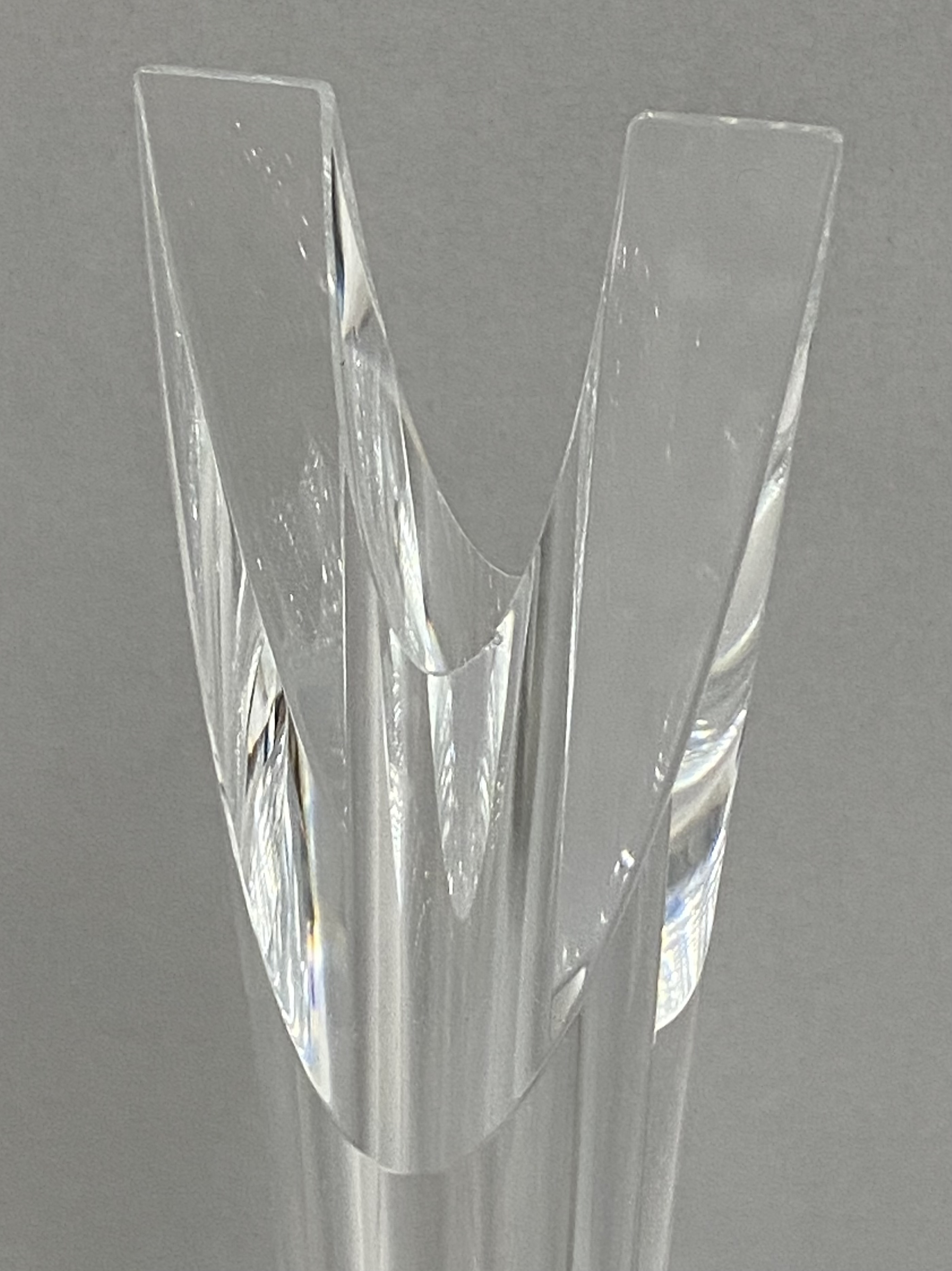 Signed Hoya Japan Art Crystal "Tension" Vase