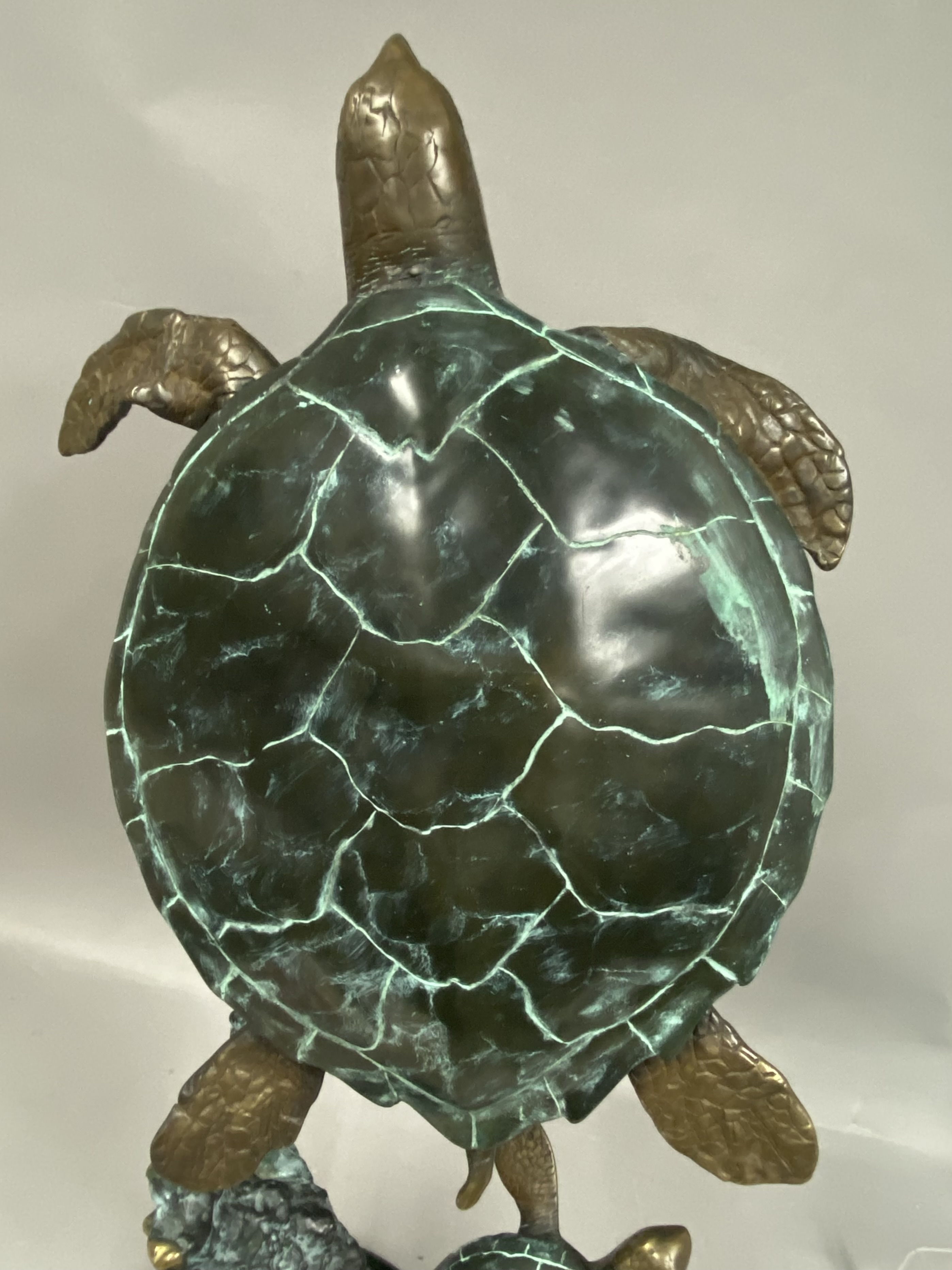 SPI Mother and Baby Sea Turtle Sculpture