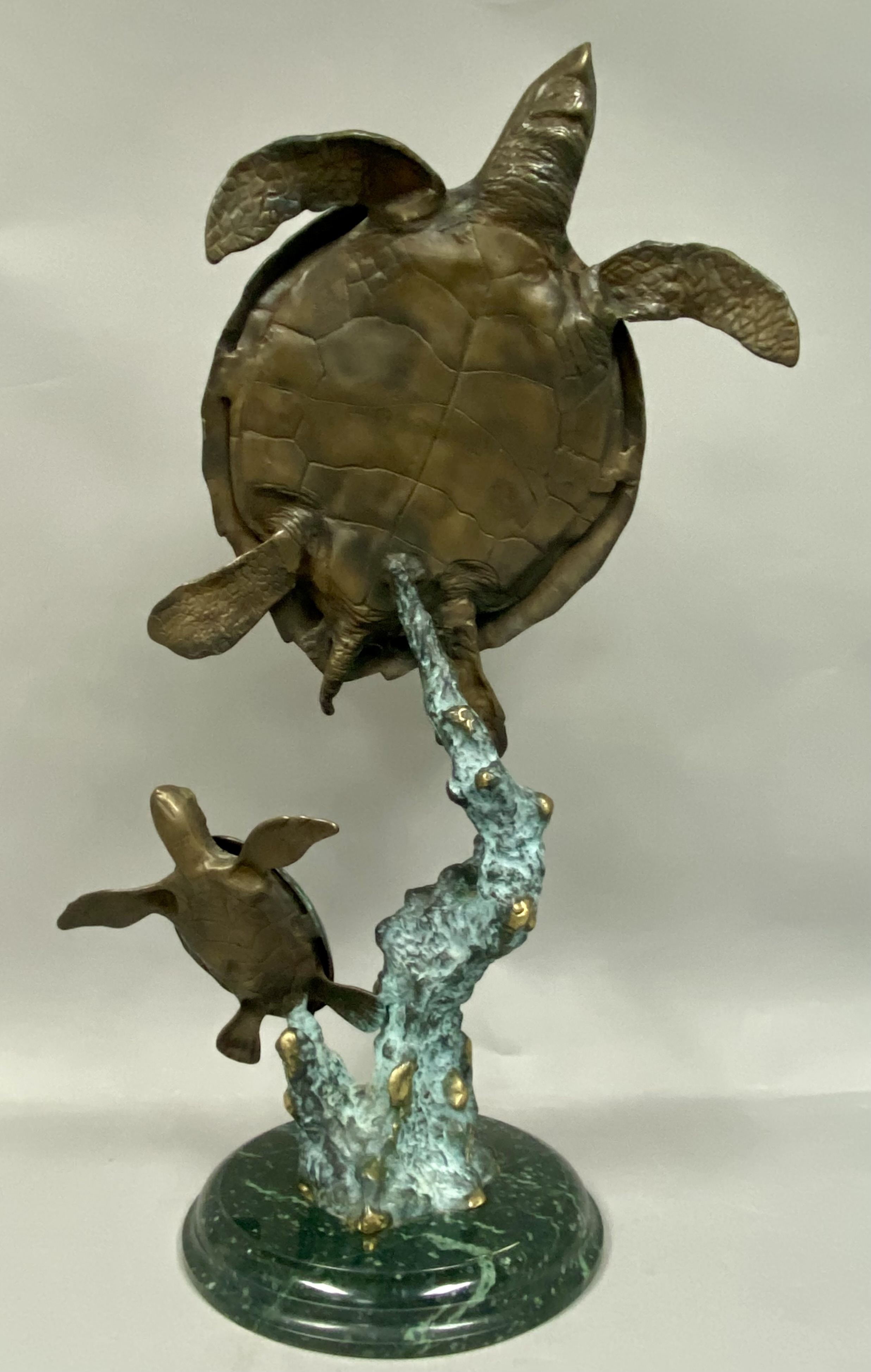 SPI Mother and Baby Sea Turtle Sculpture