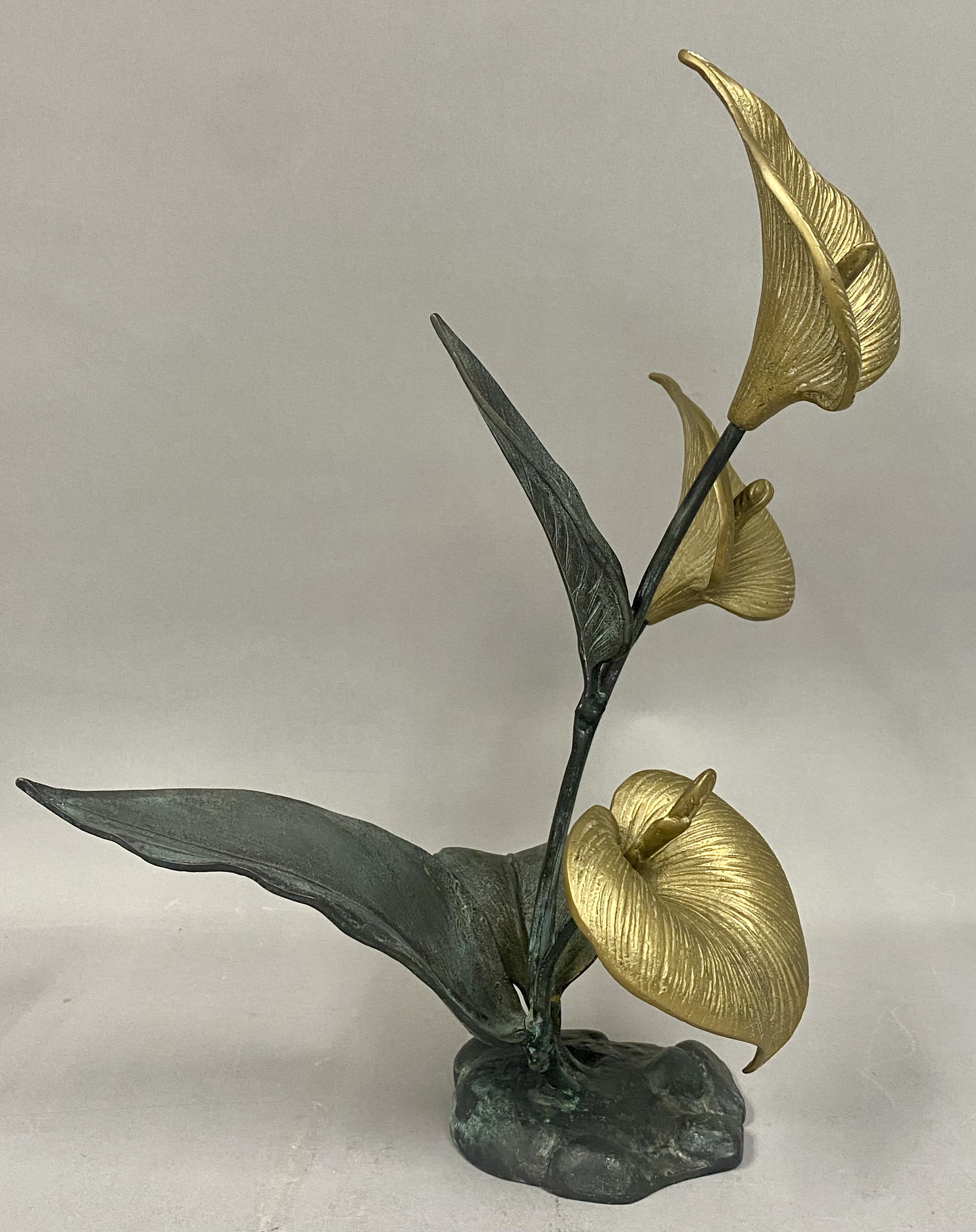 Two-Tone Calla Lily Sculpture