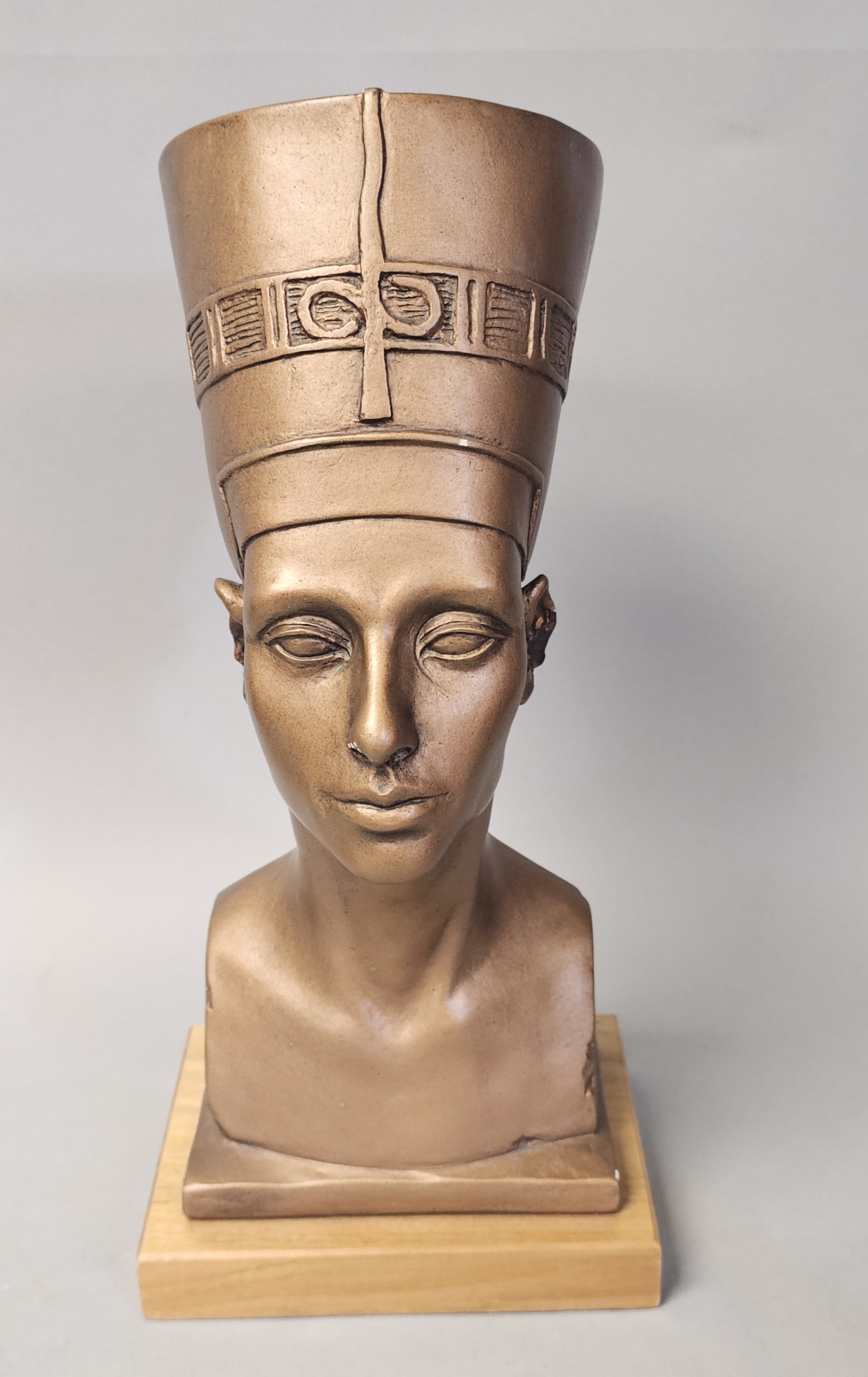Austin Productions 1961 Nefertiti Bust