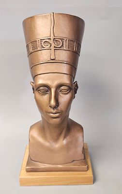 Austin Productions 1961 Nefertiti Bust. This mid-century composite plaster bust depicts the 