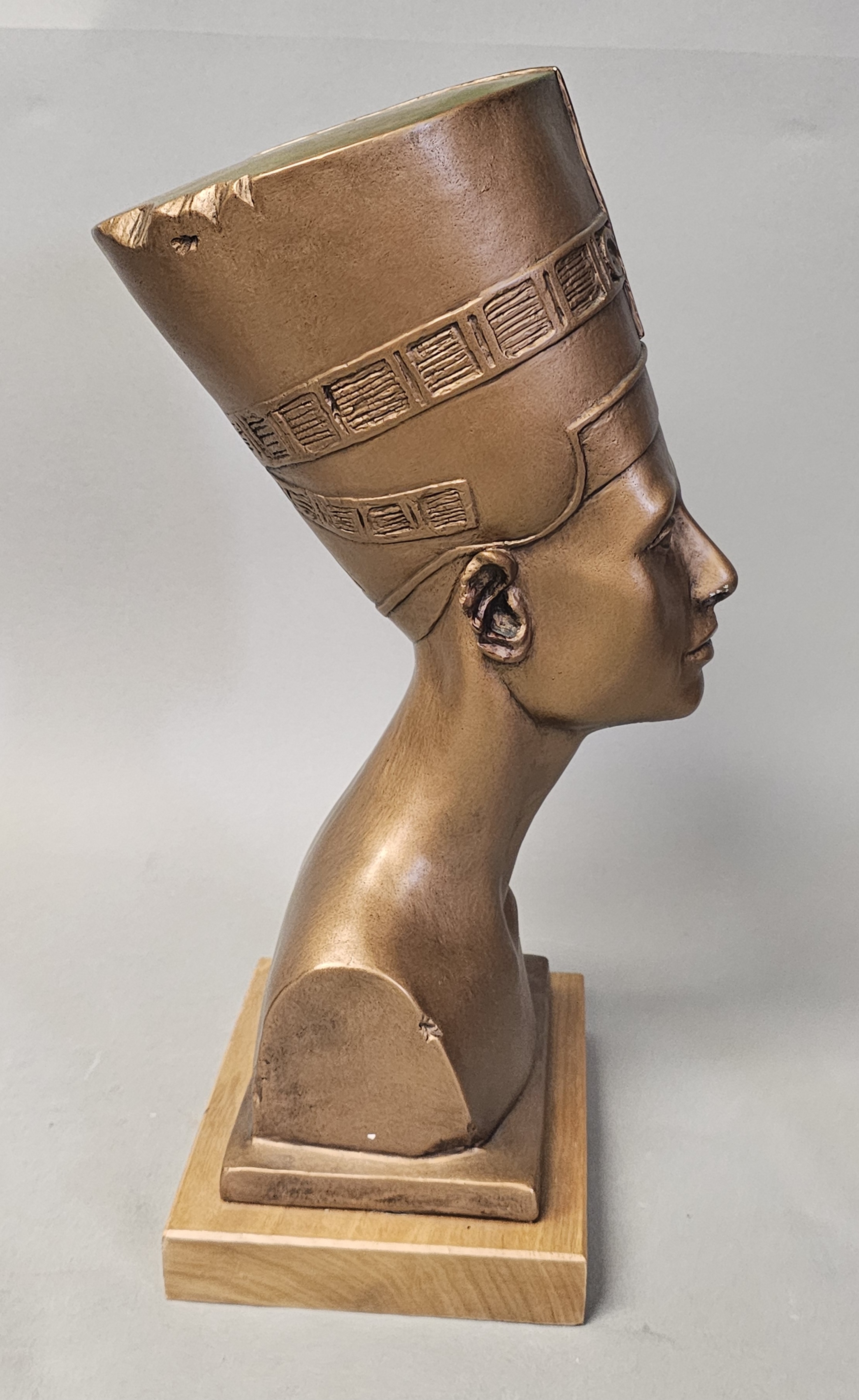 Austin Productions 1961 Nefertiti Bust